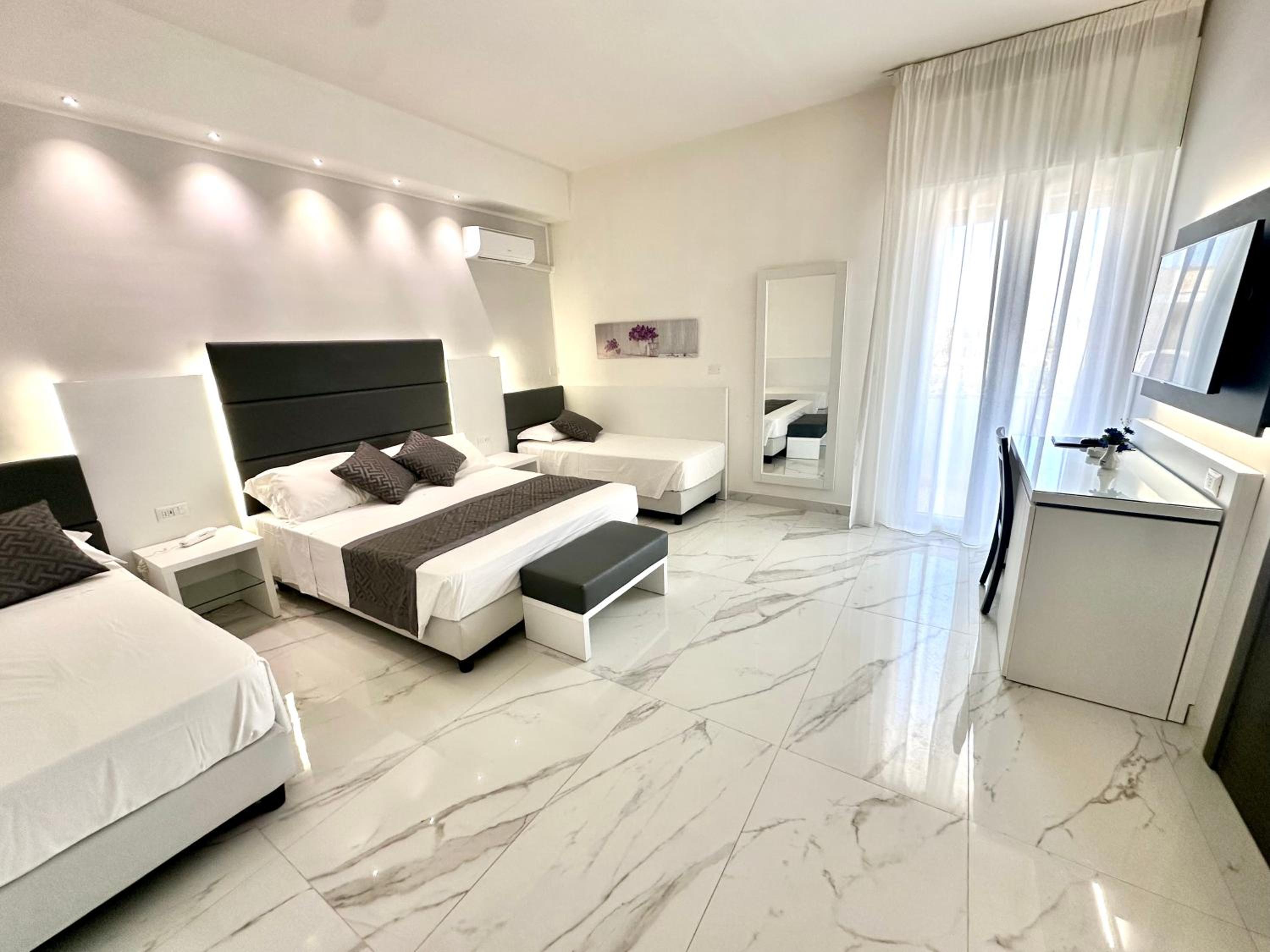 Superior Quadruple Room photo 1