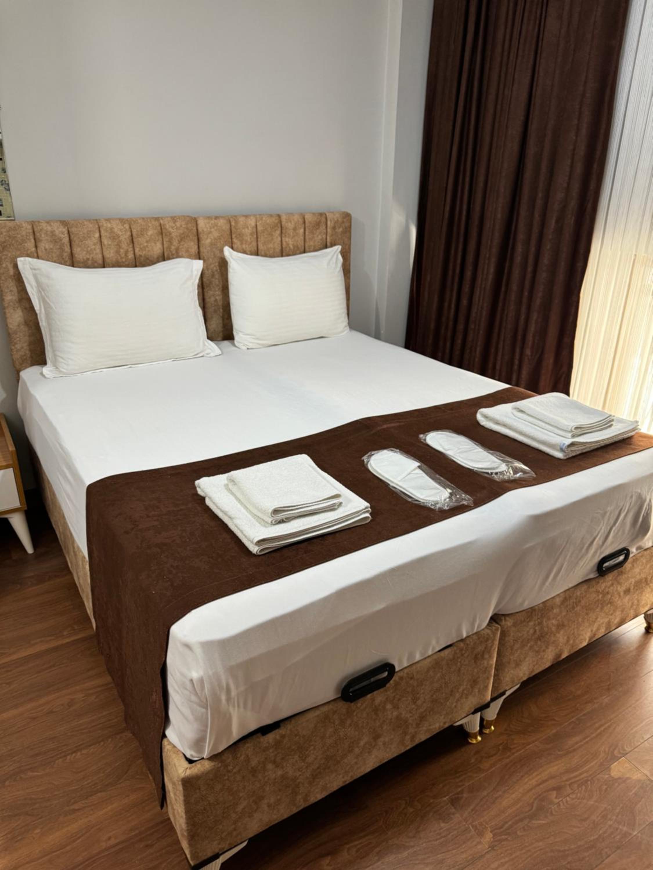 Budget Double Room photo 3