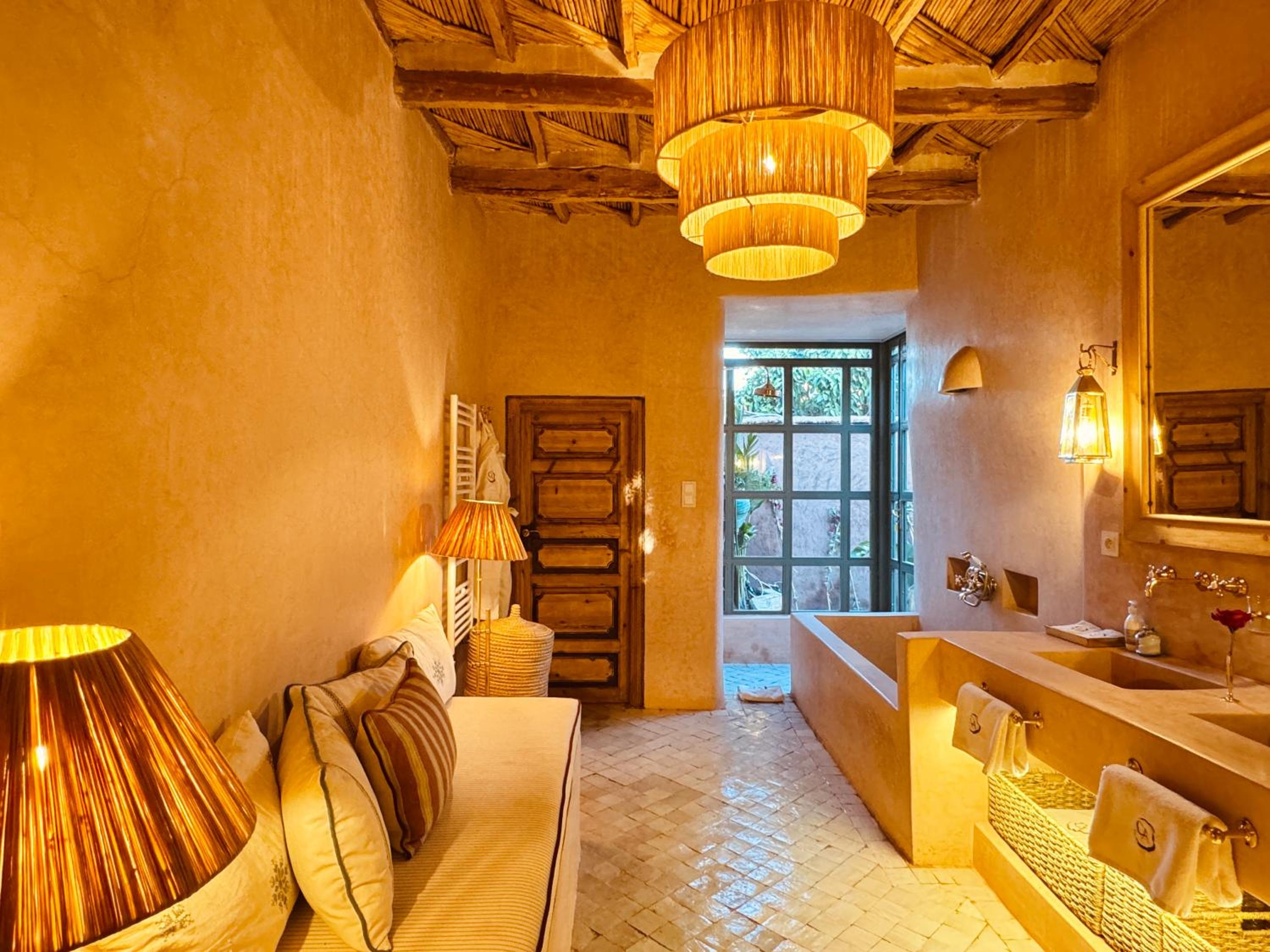 Suite with Garden View - Photo 2