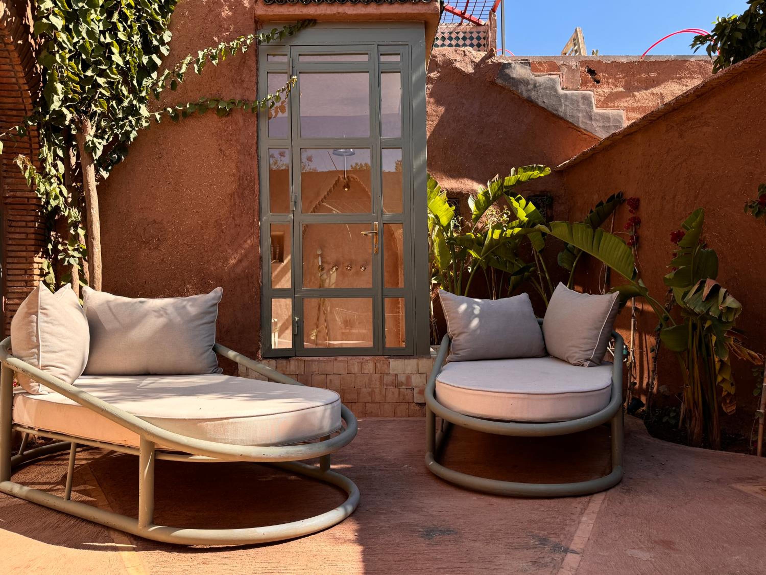 Suite with Garden View - Photo 9