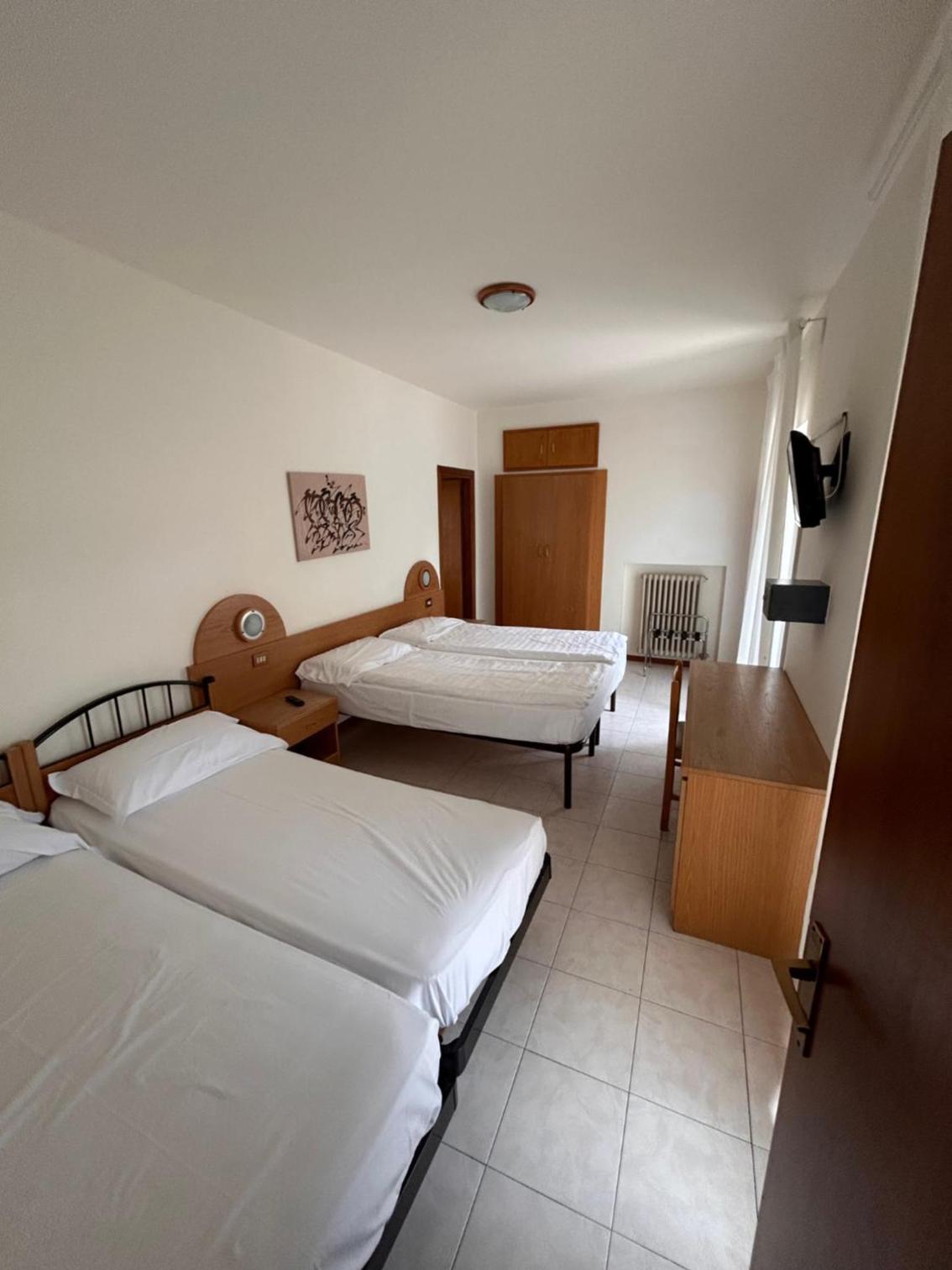 Quadruple Room photo 2