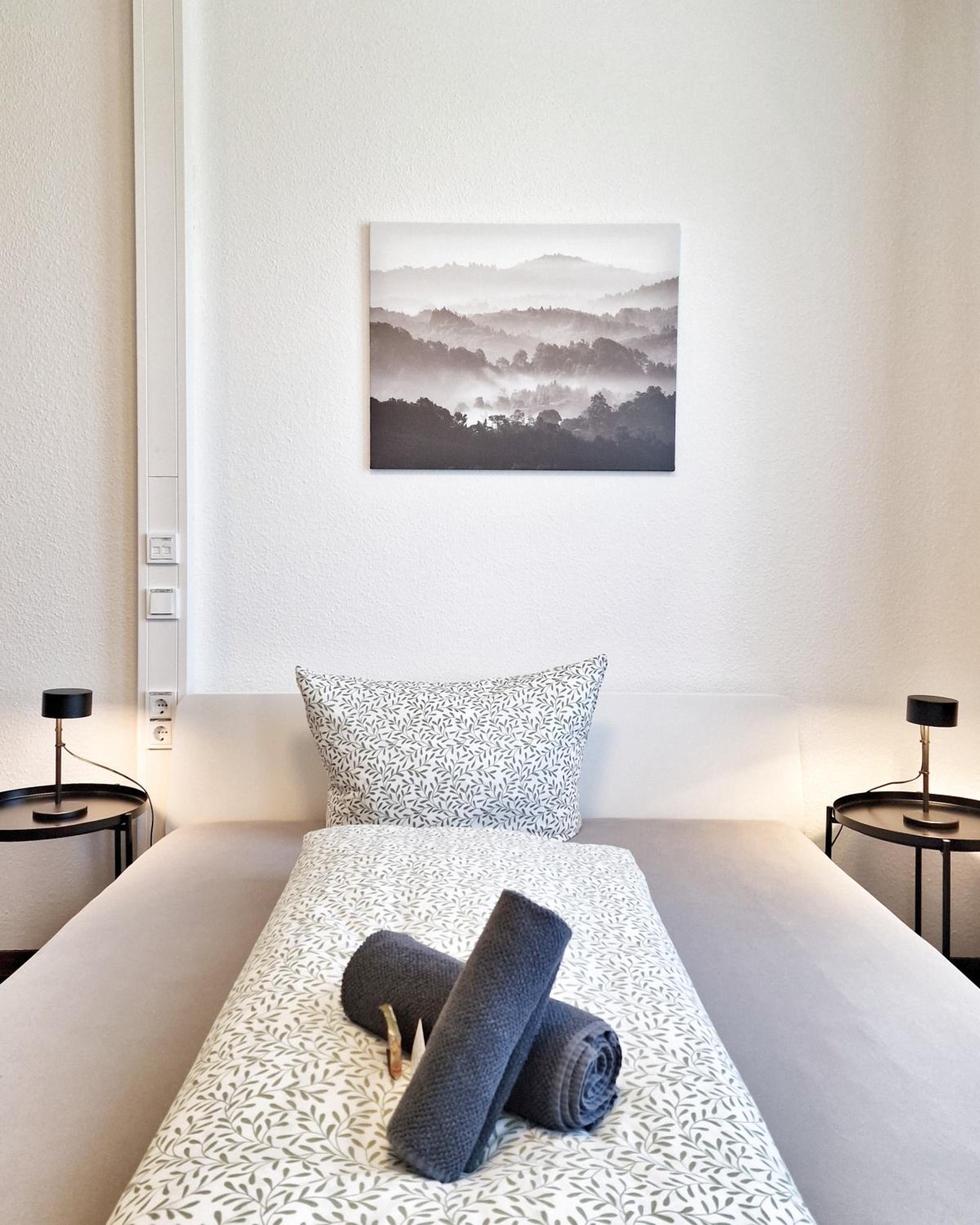 One-Bedroom Apartment photo 2