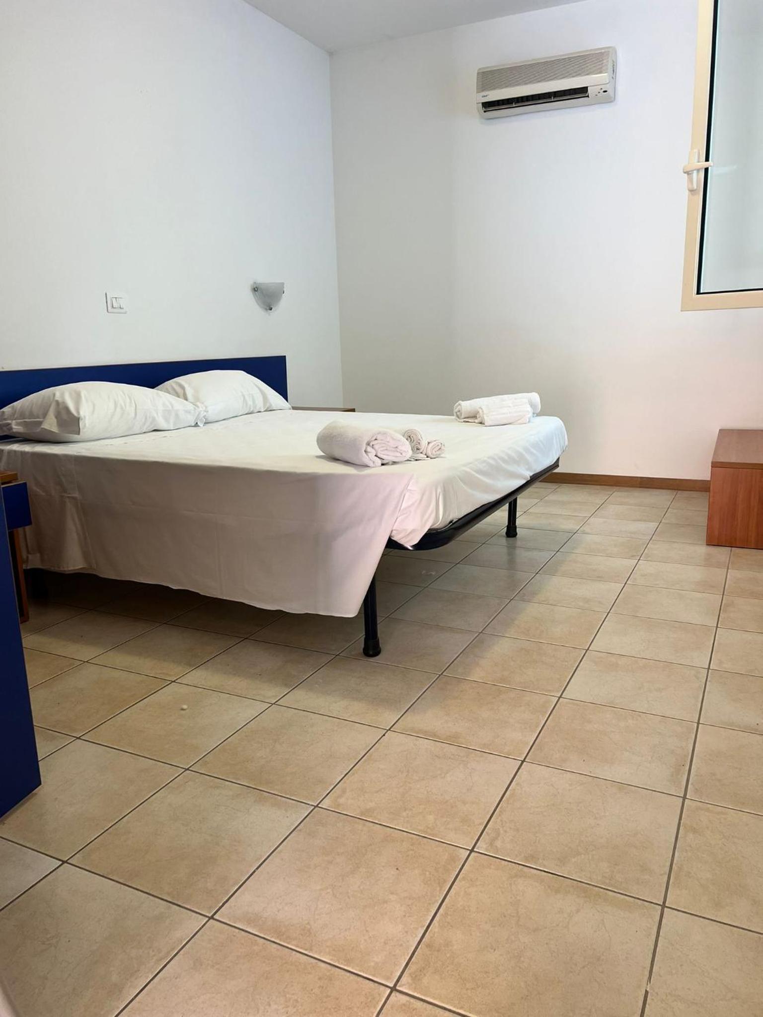 Two-Bedroom Apartment with Balcony and Terrace photo 2