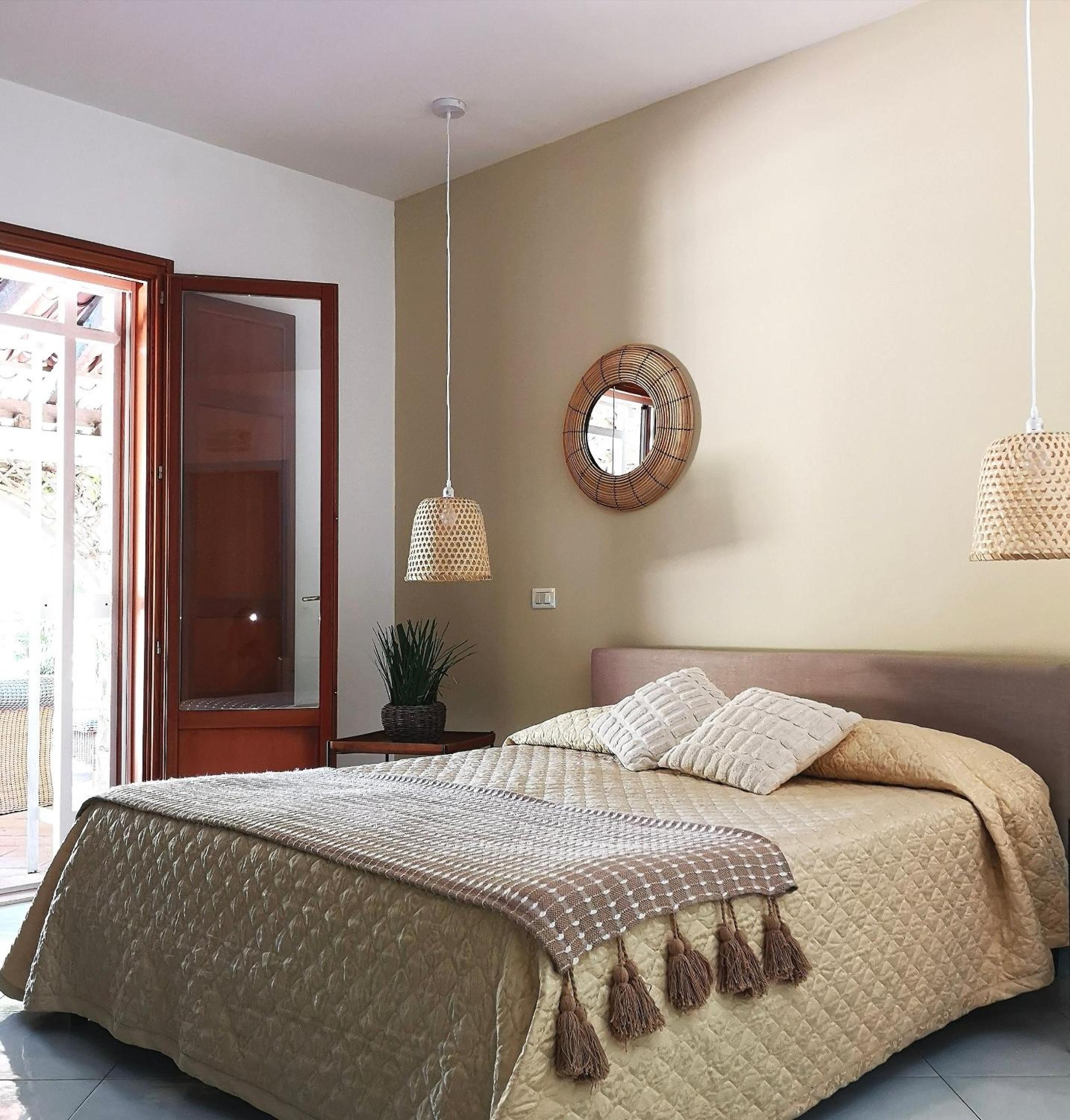 Deluxe Double Room With Pool View