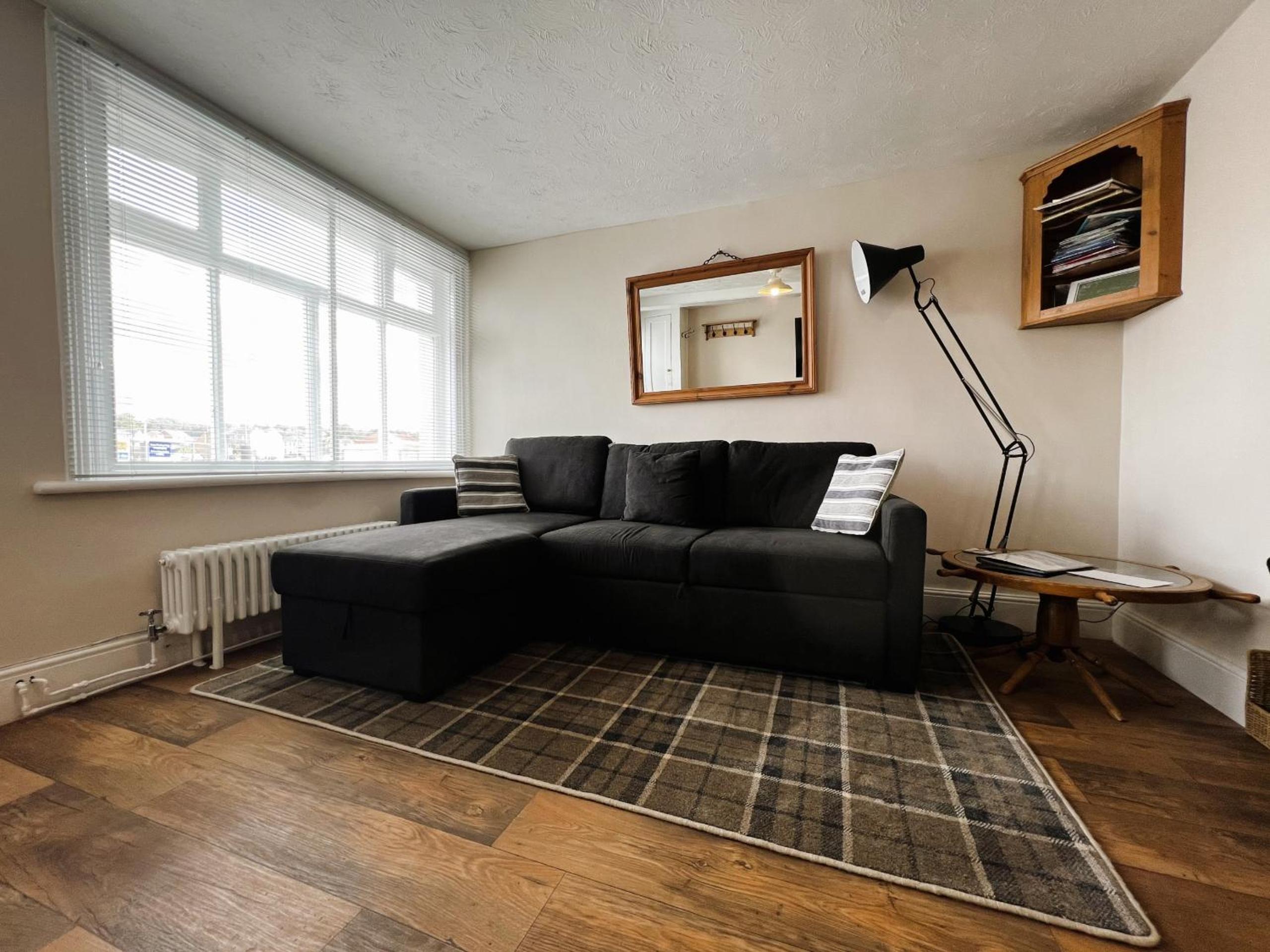 Four-Bedroom House photo 2