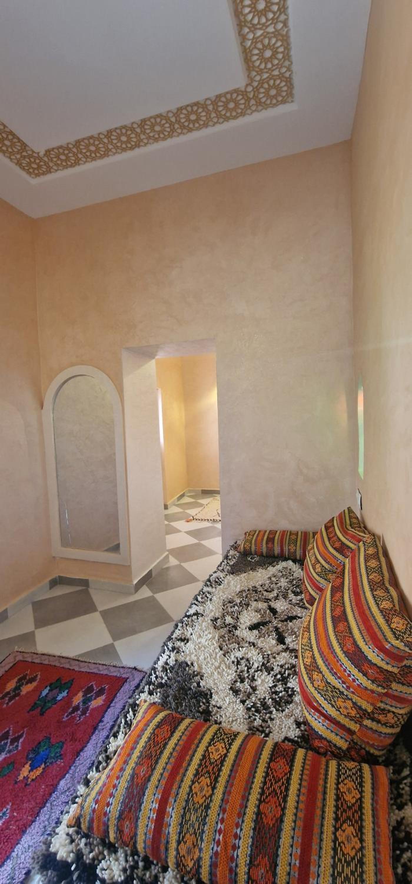Family Room with Balcony photo 2