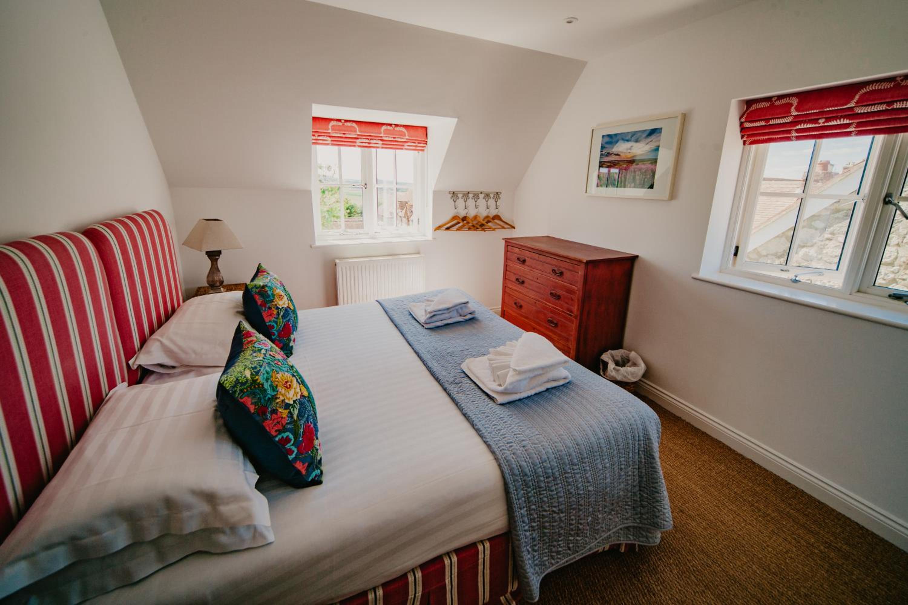 Four-Bedroom House photo 2