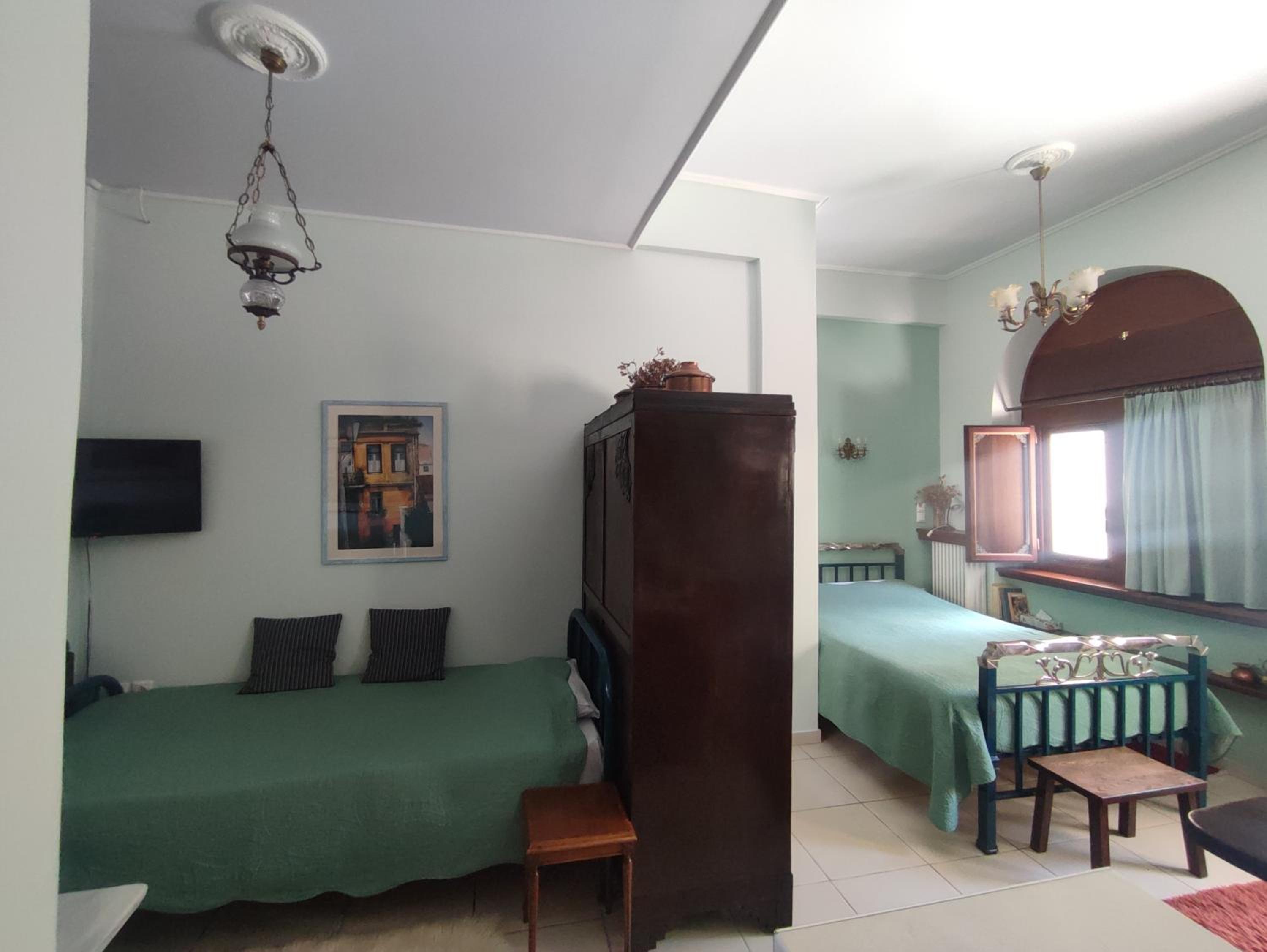 One-Bedroom Apartment - Photo 13
