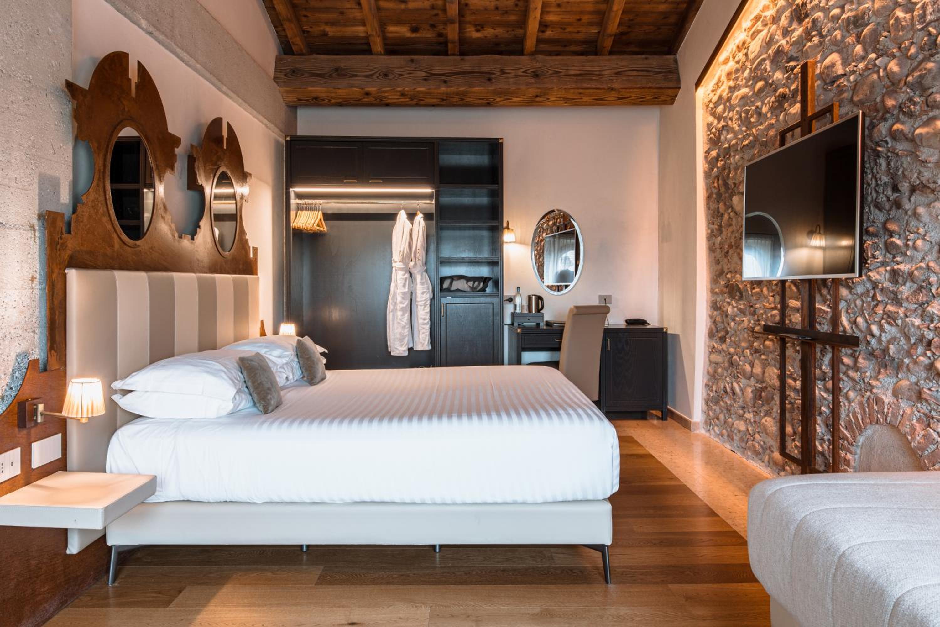 Junior Suite - Photo 6