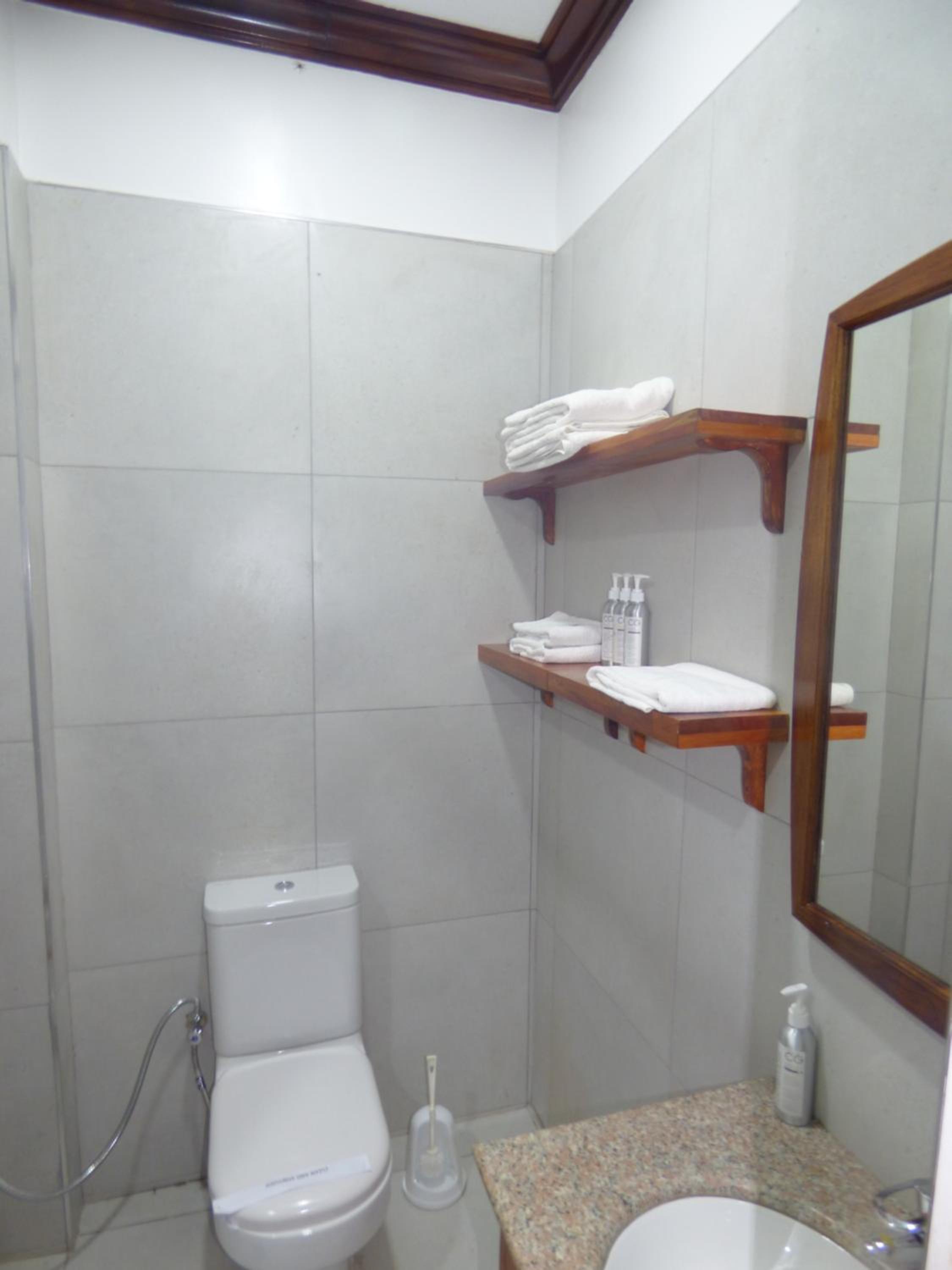 Deluxe Double Room with Balcony - Photo 29