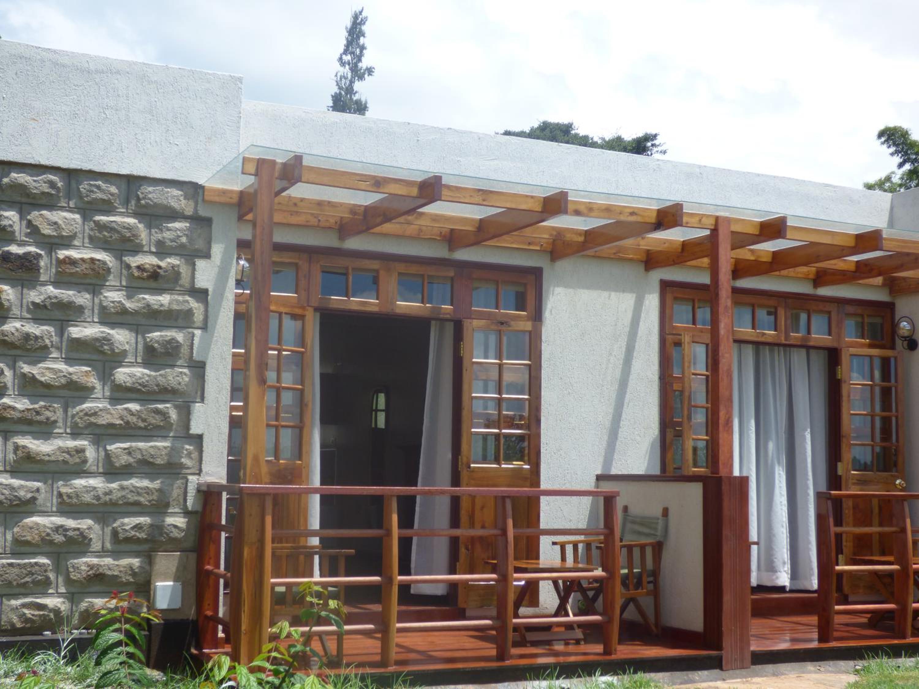 Deluxe Double Room with Balcony - Photo 32