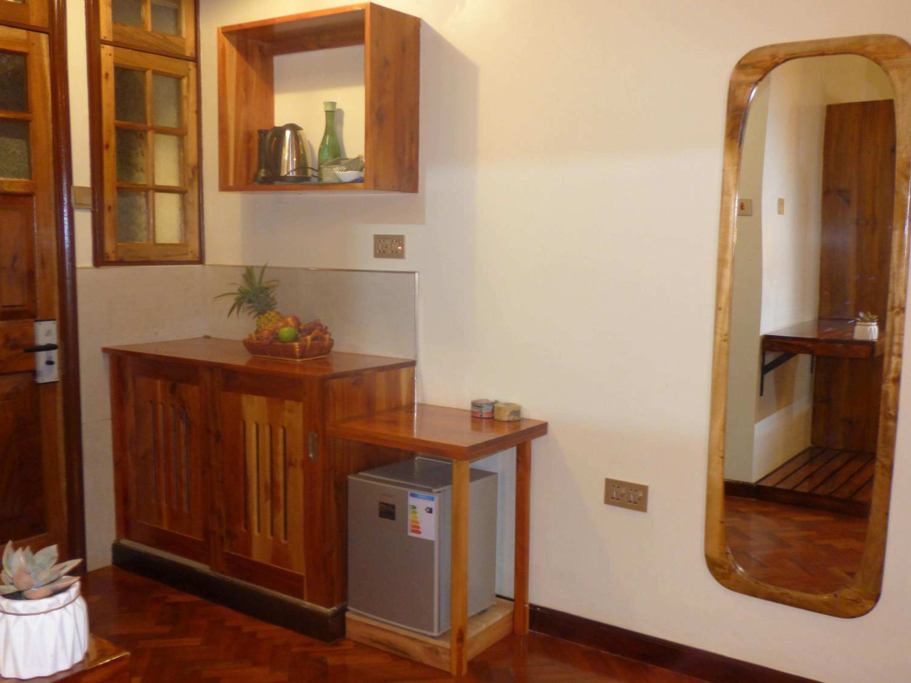 Deluxe Double Room with Balcony - Photo 36