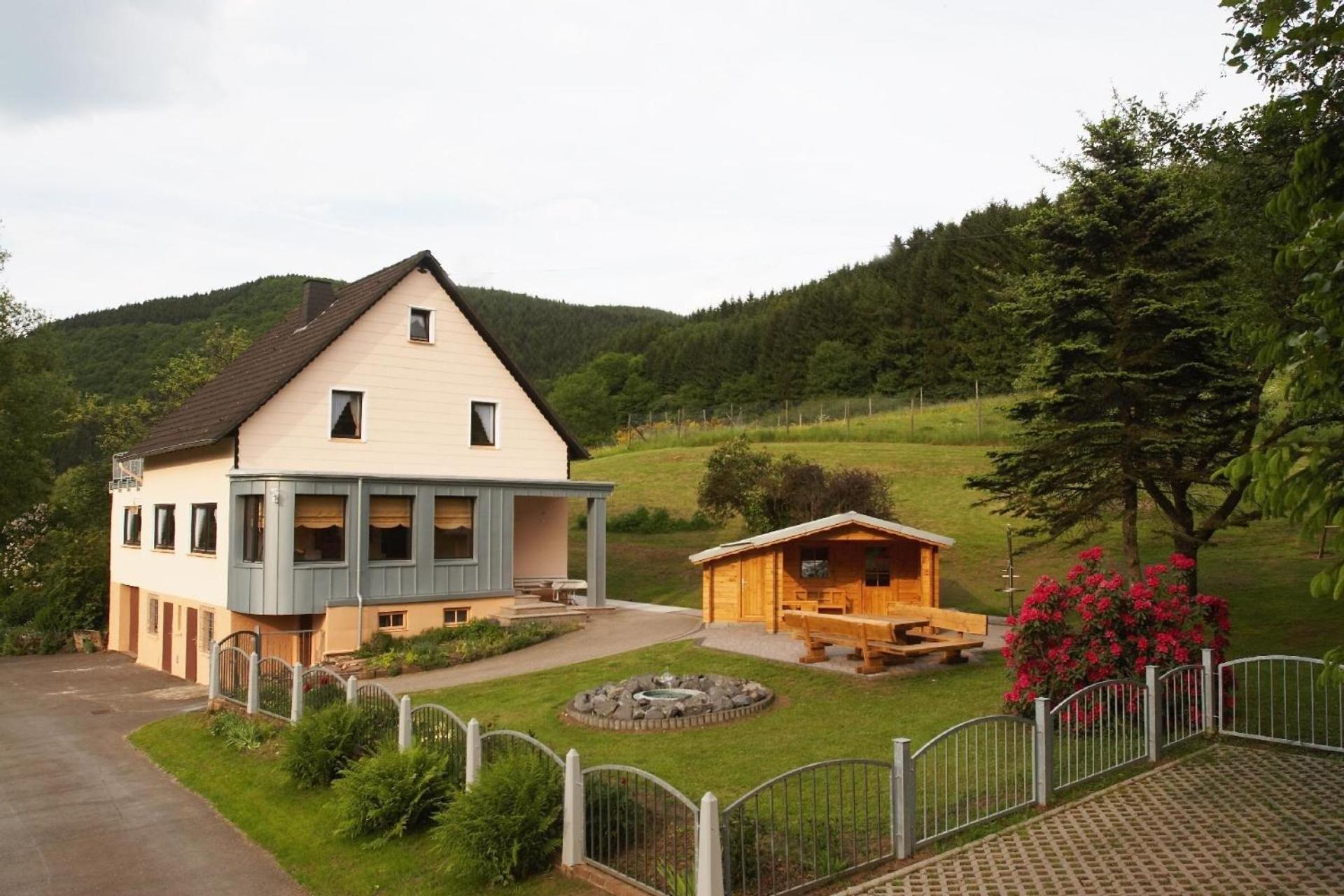 Six-Bedroom Holiday Home photo 2