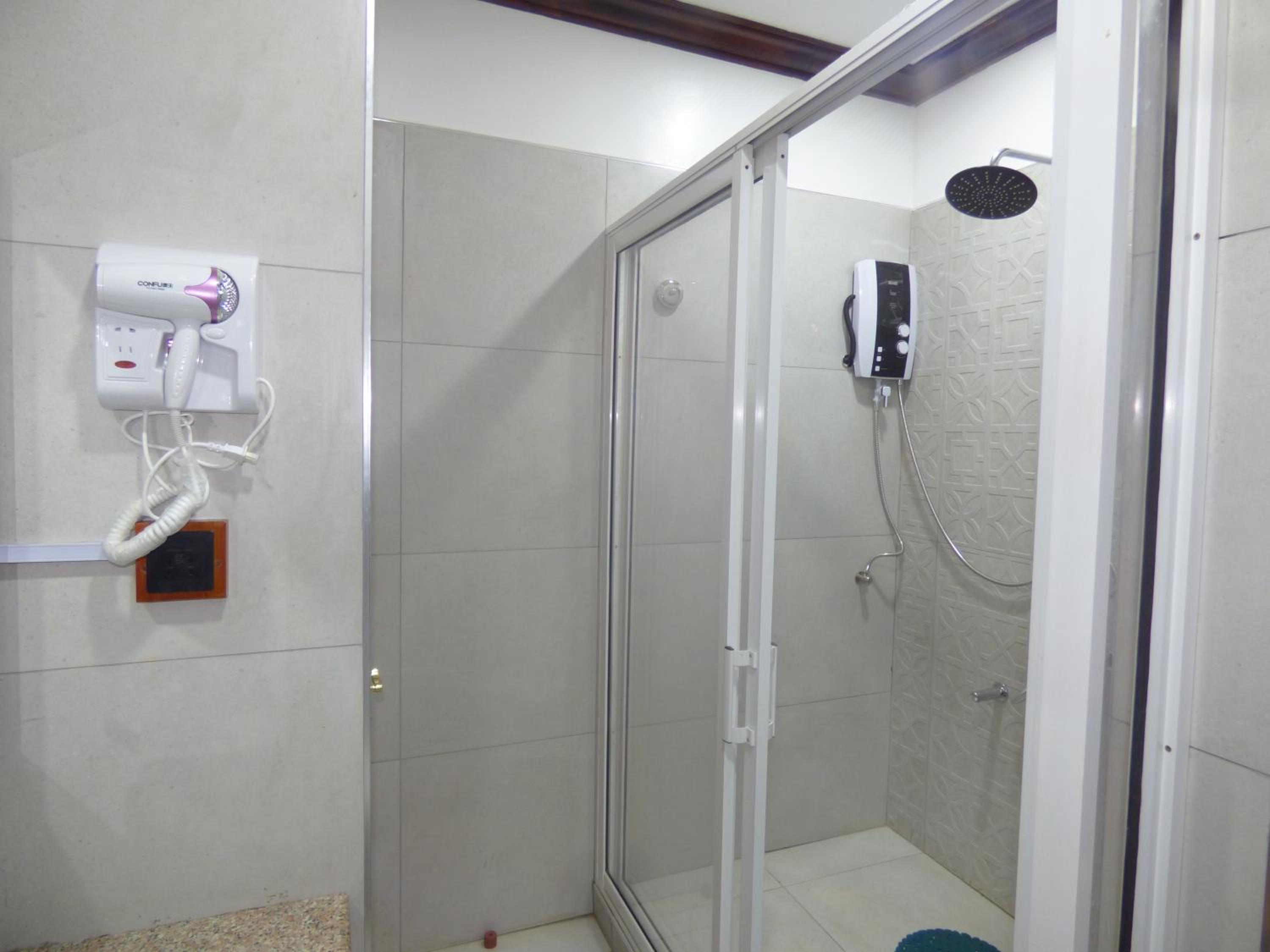 Deluxe Double Room with Balcony - Photo 41