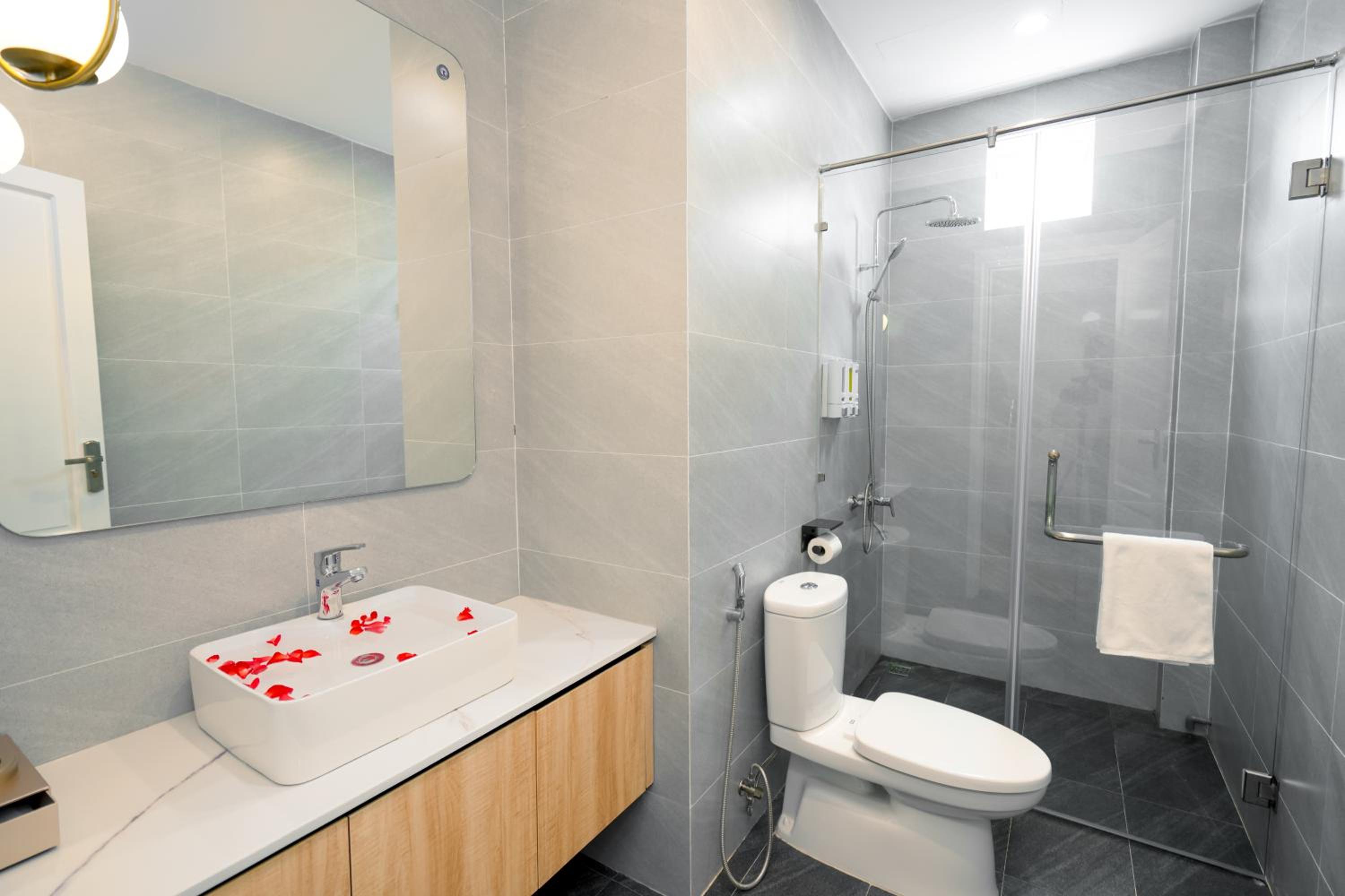 Deluxe Triple Room - Photo 4