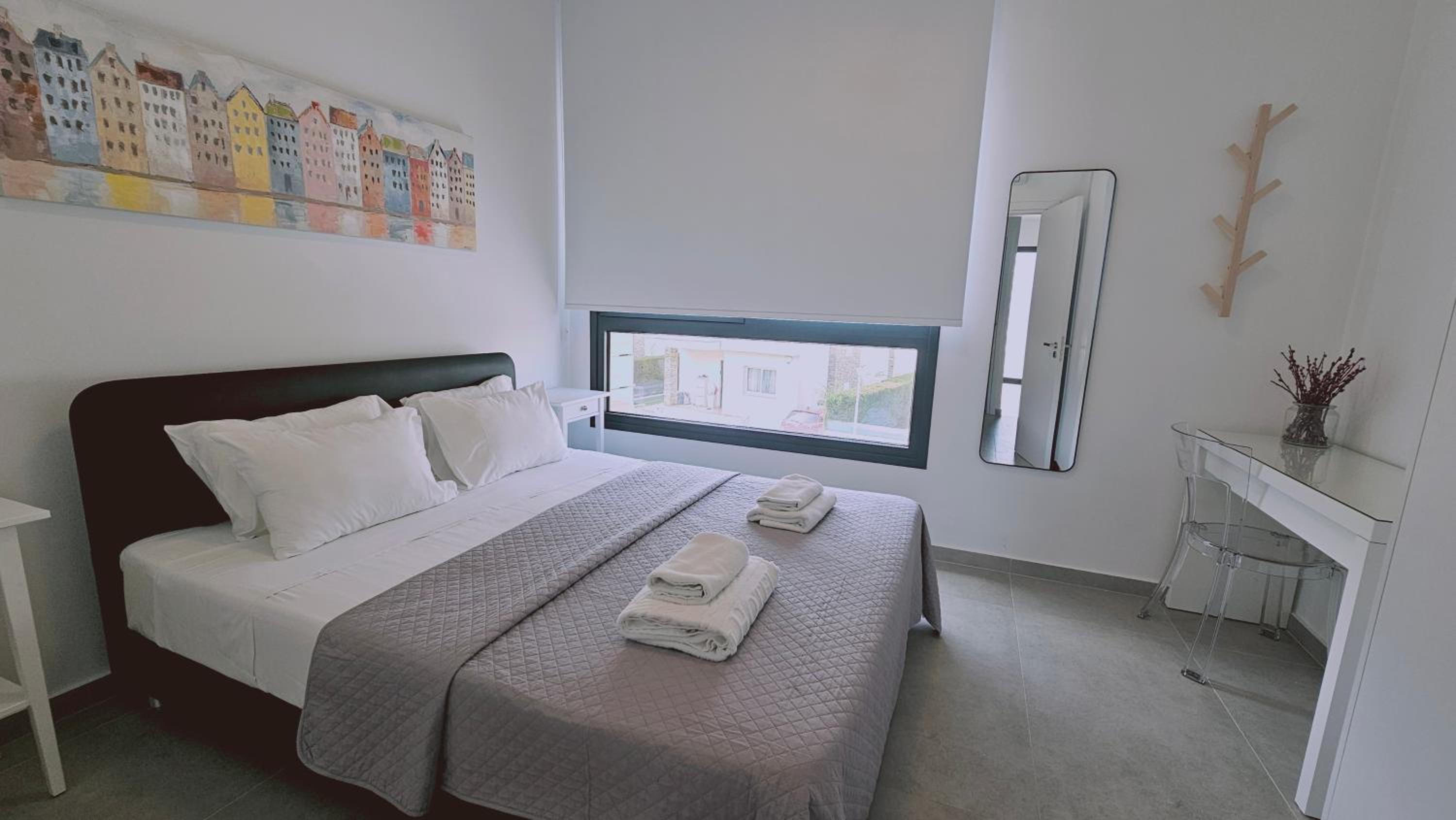 Two-Bedroom House photo 3