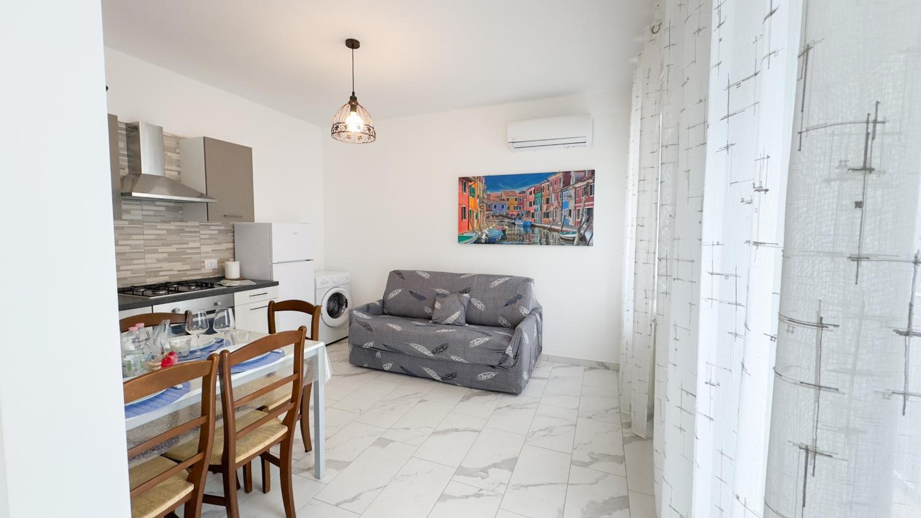 Apartment photo 1