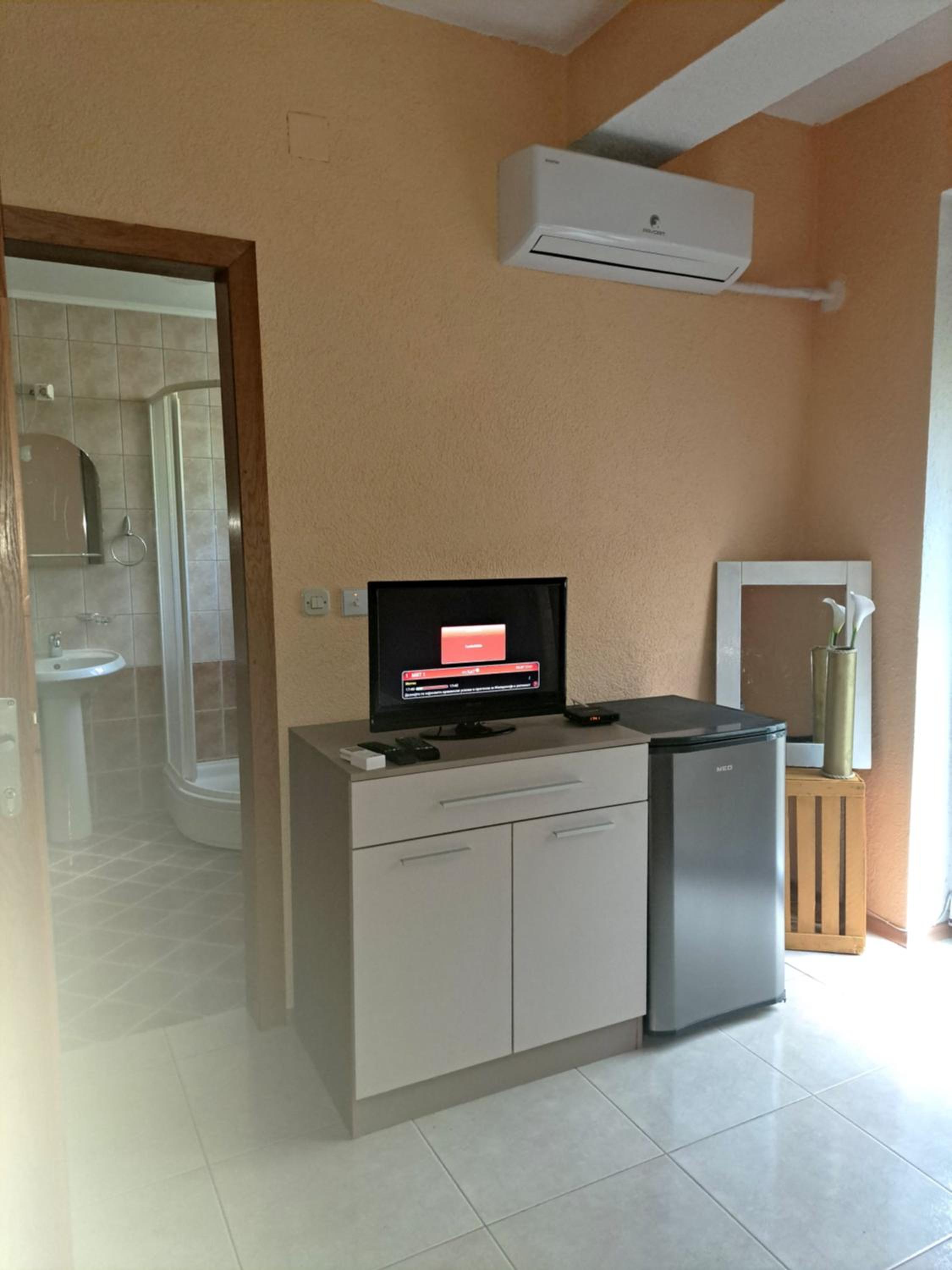 Double Room with Lake View photo 1