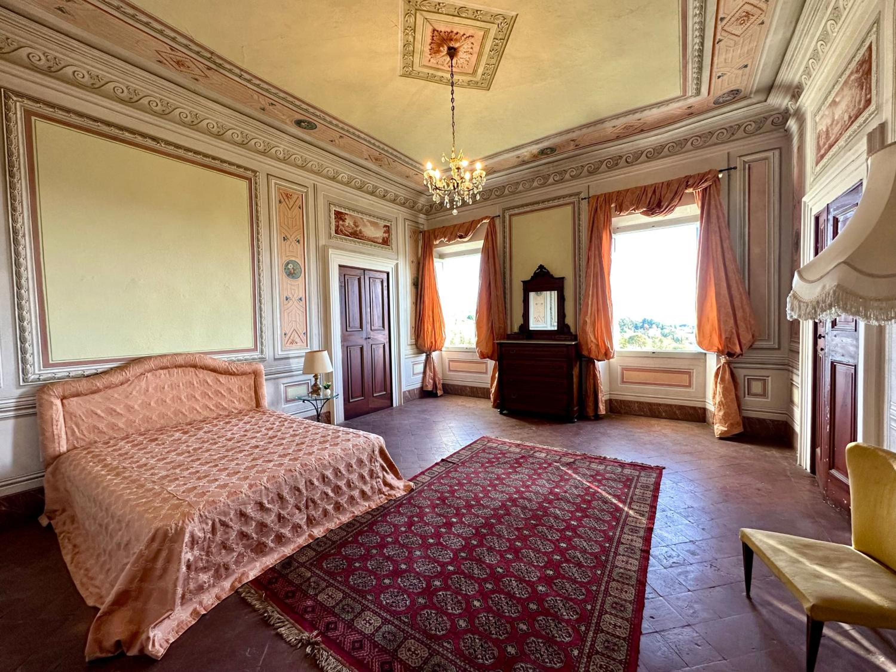 Villa photo 1