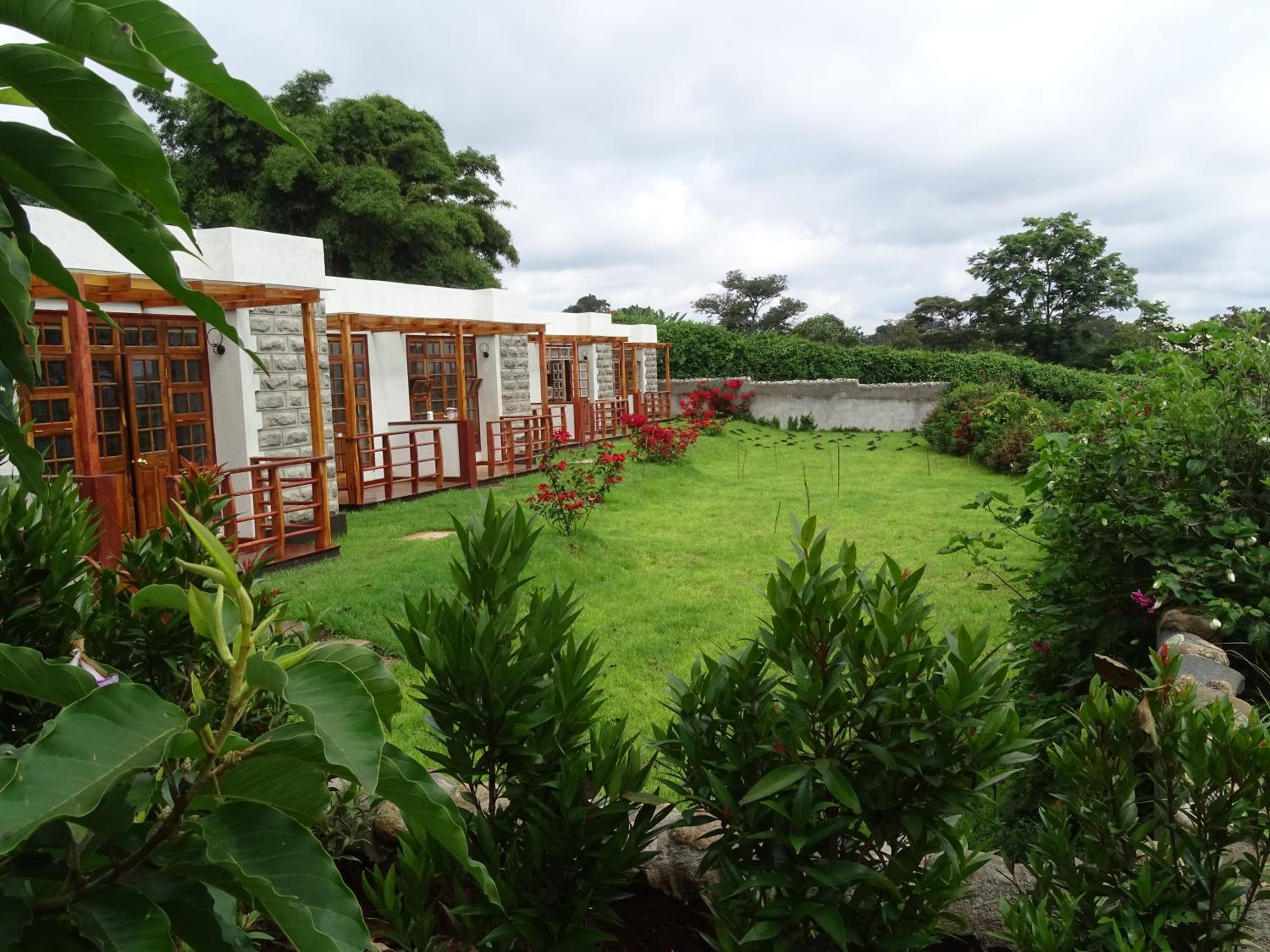 Deluxe Double Room with Balcony - Photo 67