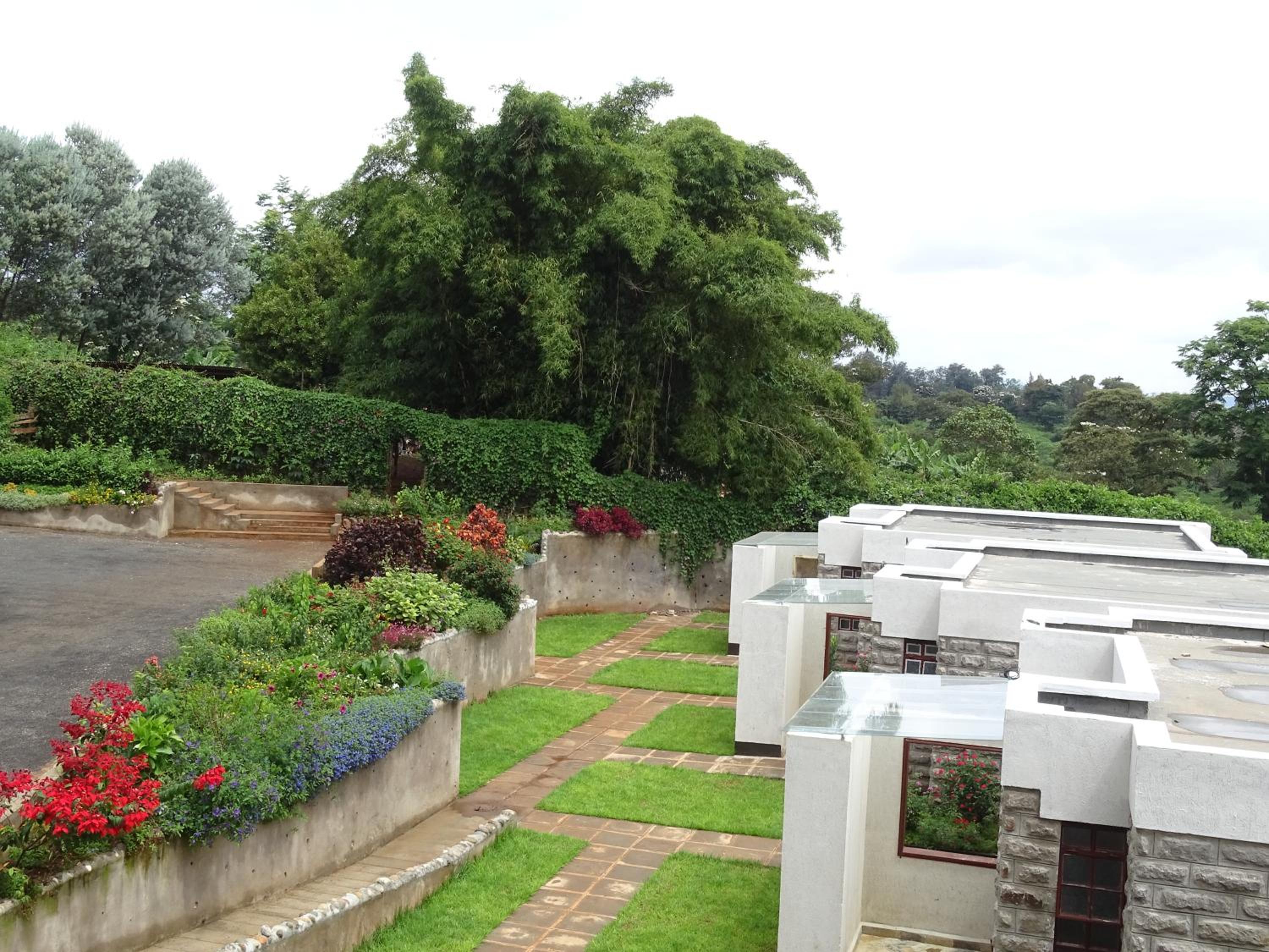 Deluxe Double Room with Balcony - Photo 7