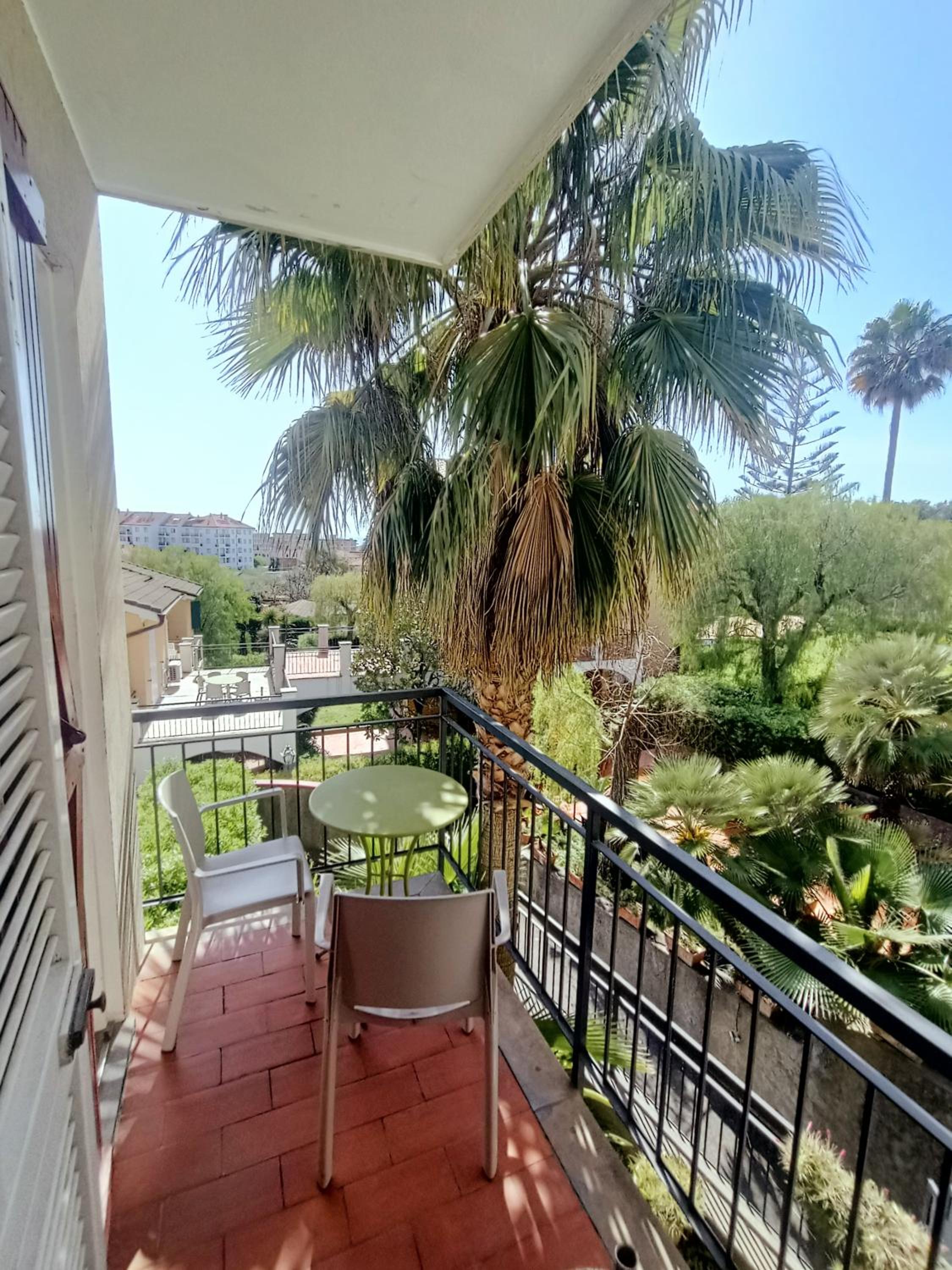 Superior Apartment (4 Adults) photo 2