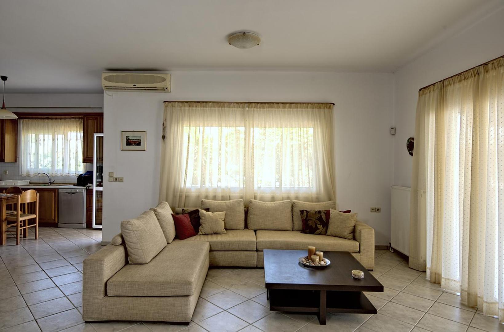Three-Bedroom House photo 2
