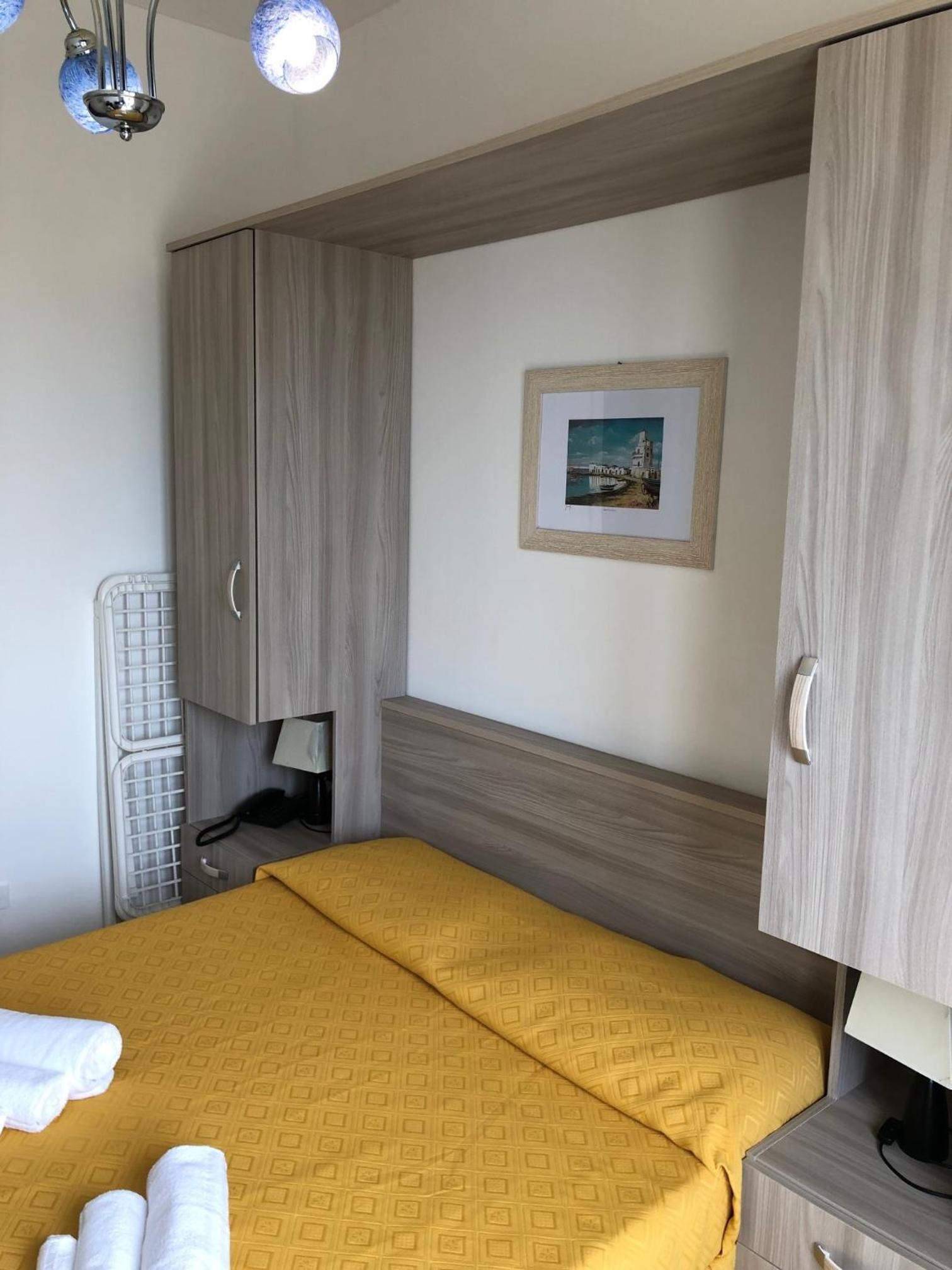 Single Room with Double Bed