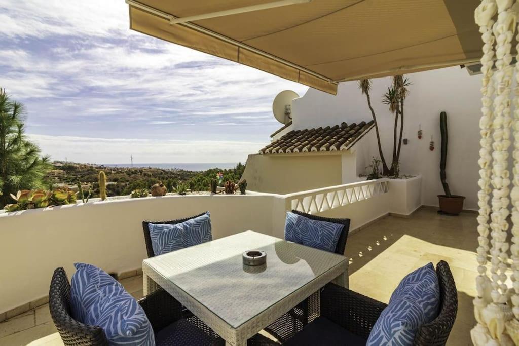 Three-Bedroom Villa photo 2