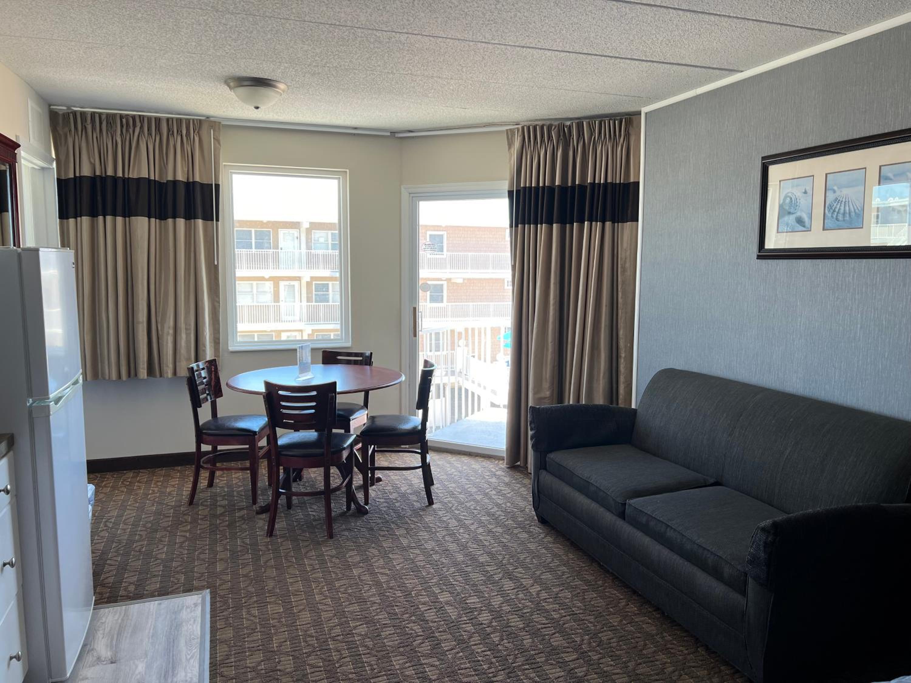 One-Bedroom Suite