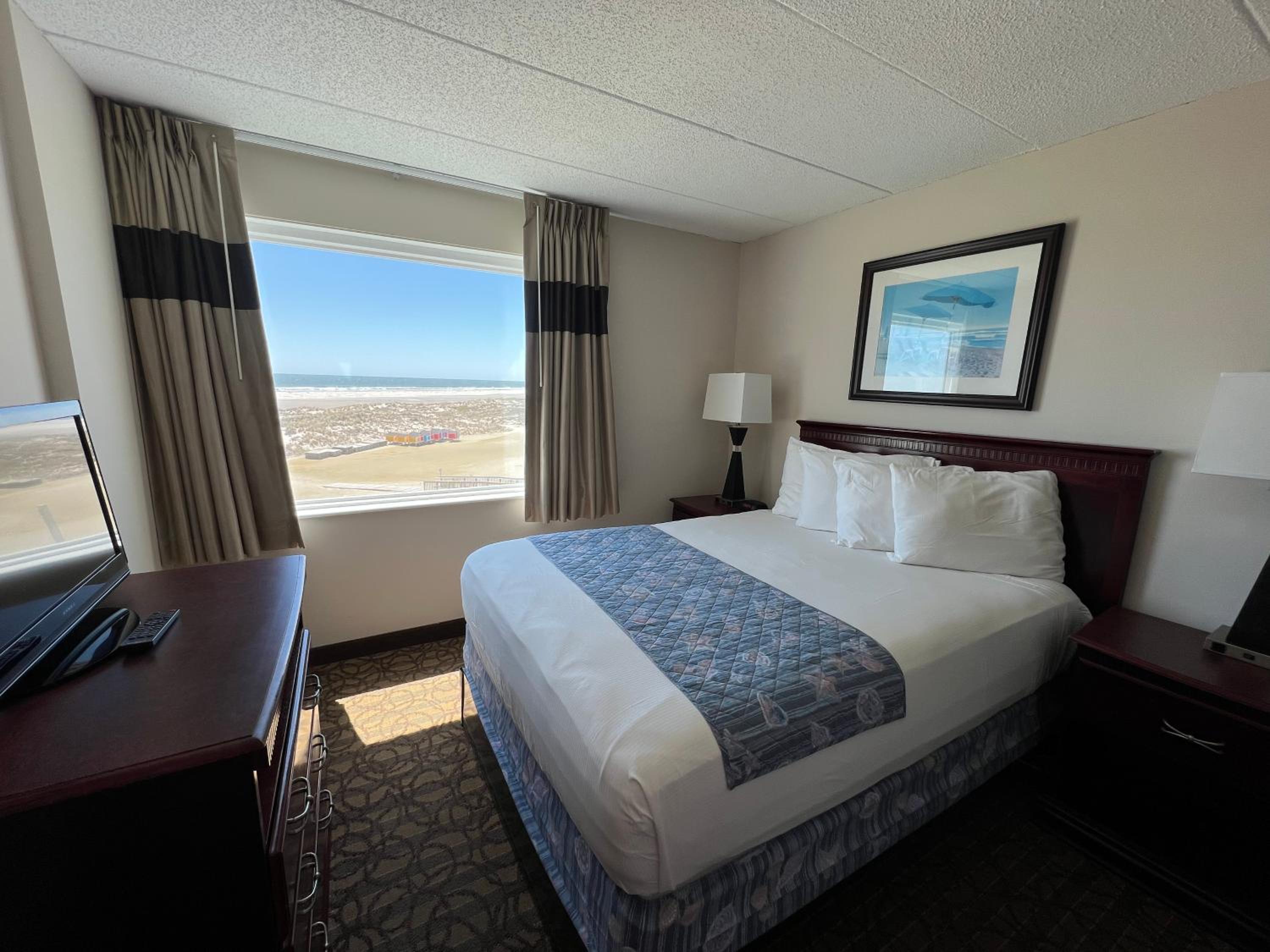 Deluxe Suite photo 3