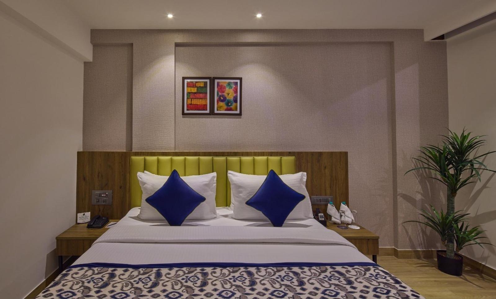 Executive 01 Double Bed - Photo 2
