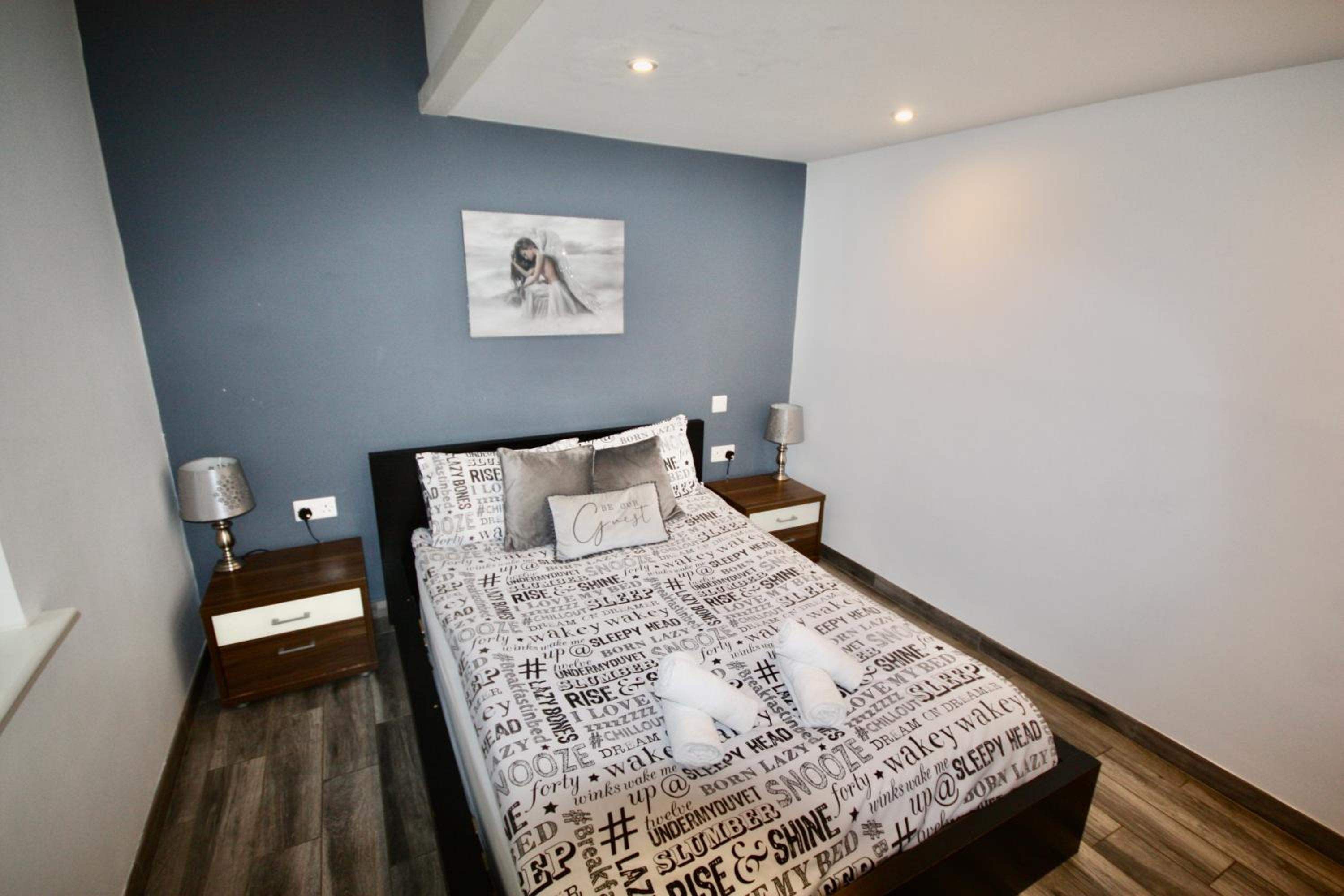 Two-Bedroom Chalet - Photo 6