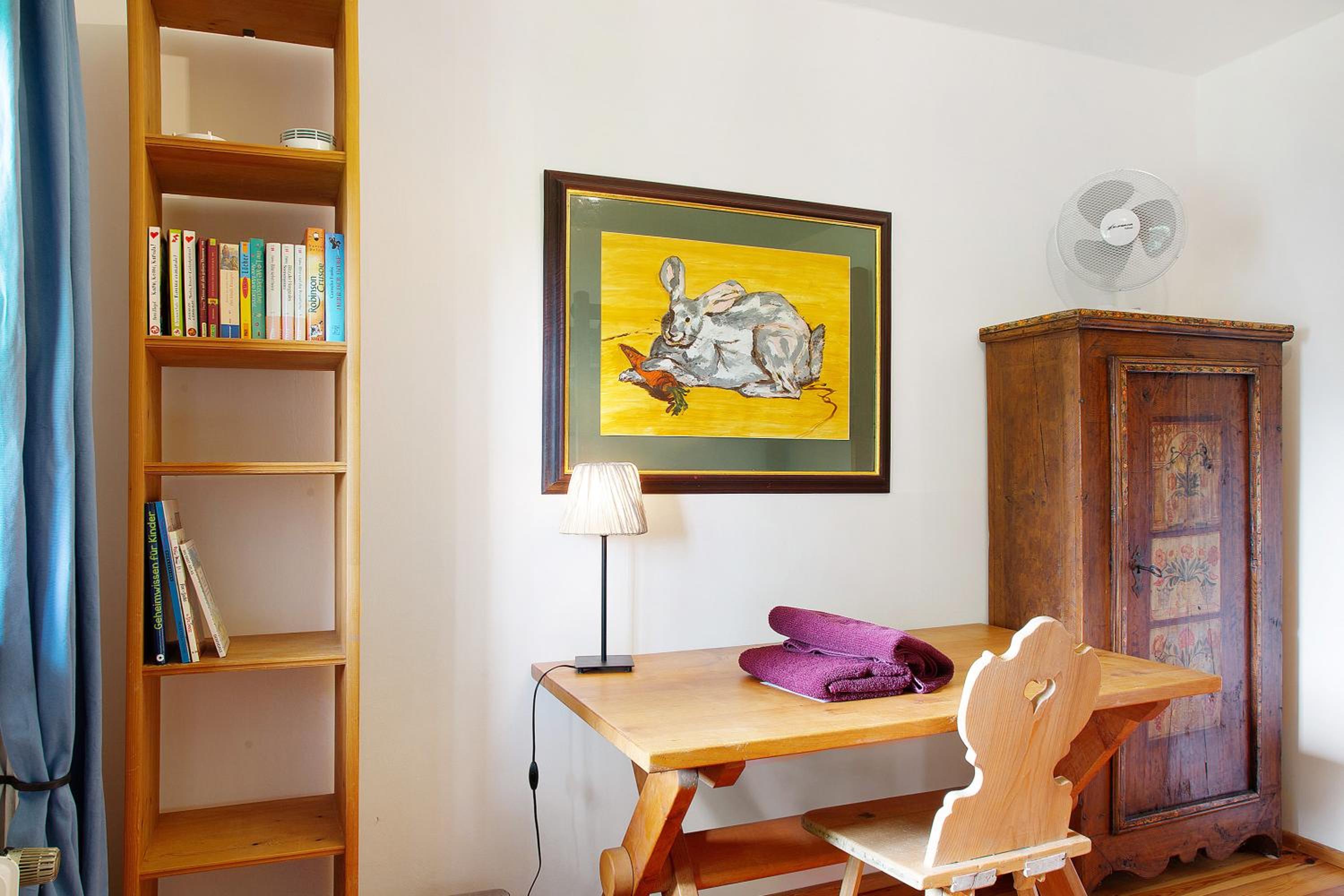 Three-Bedroom House photo 2