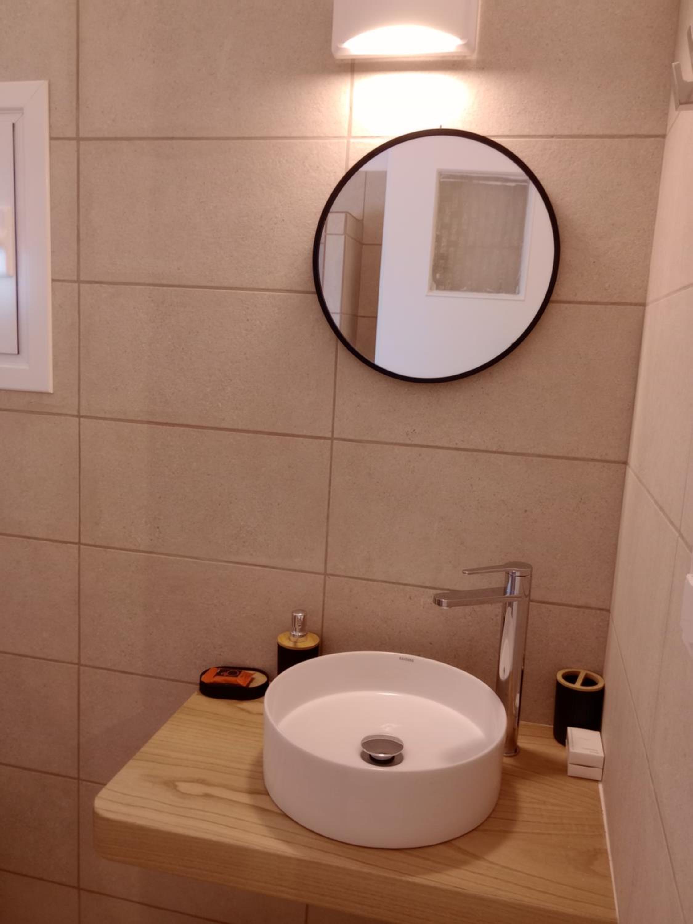 Deluxe Double Room with Balcony and Sea View photo 2