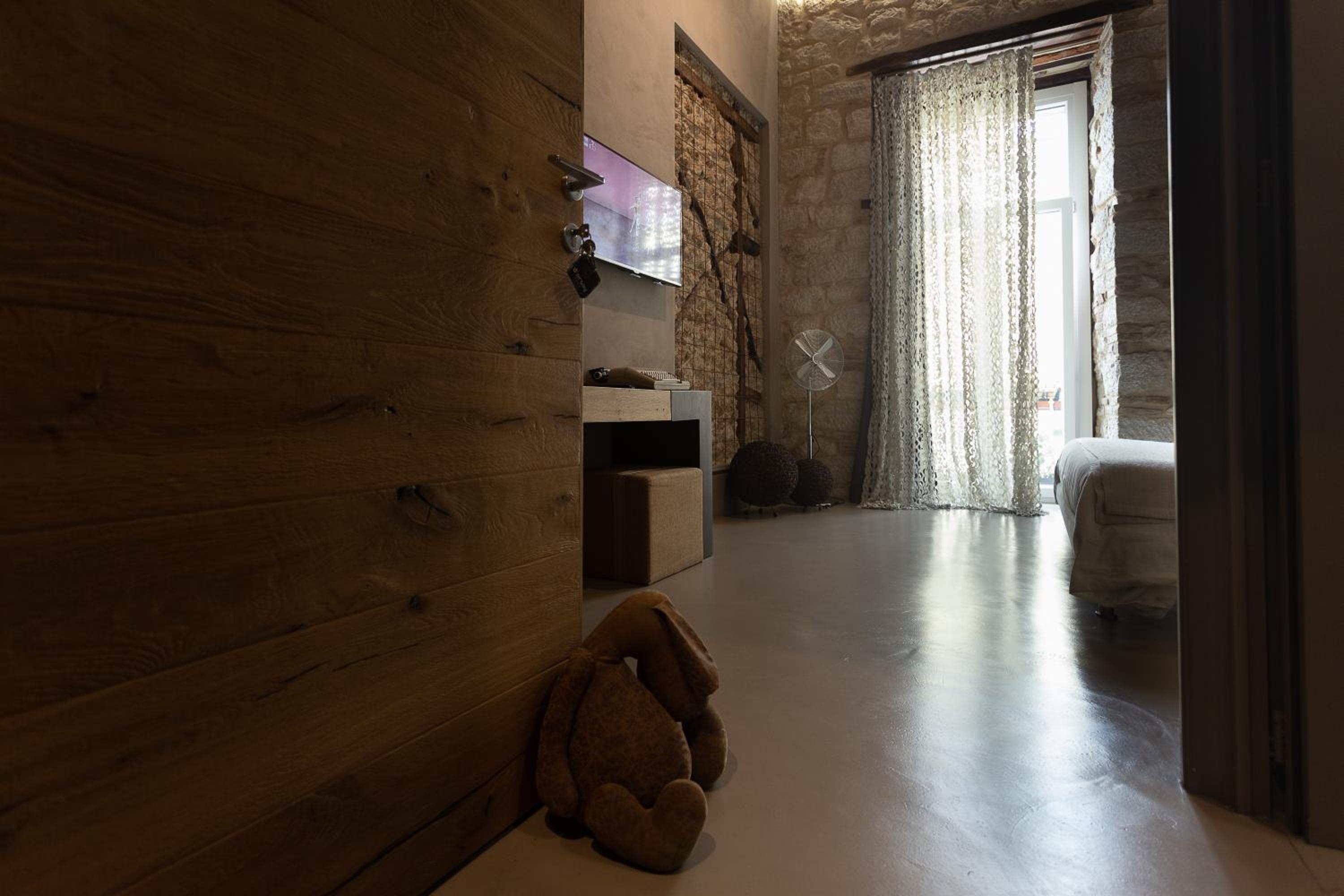 Double Room - Photo 13