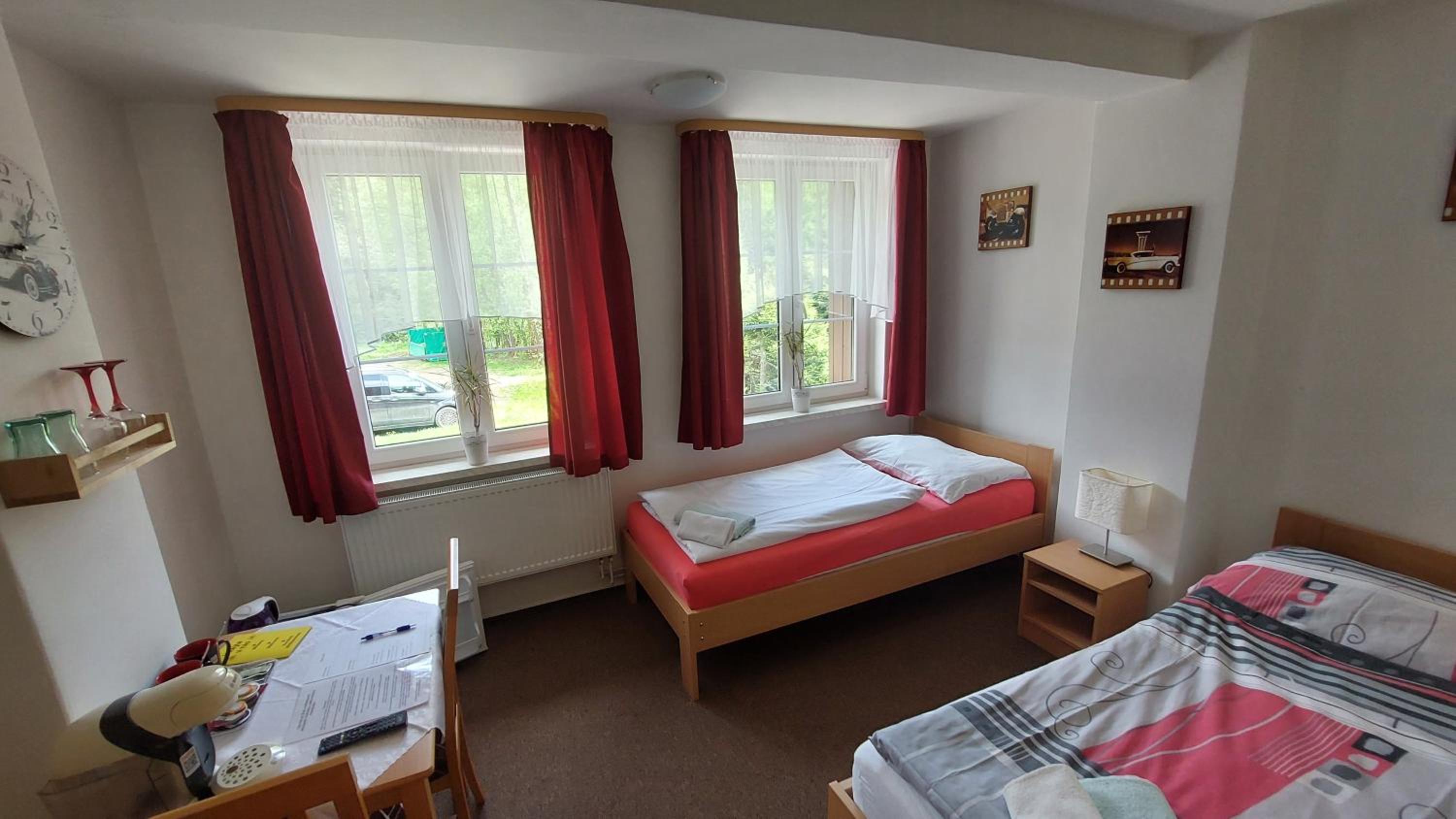 Twin Room with Bathroom