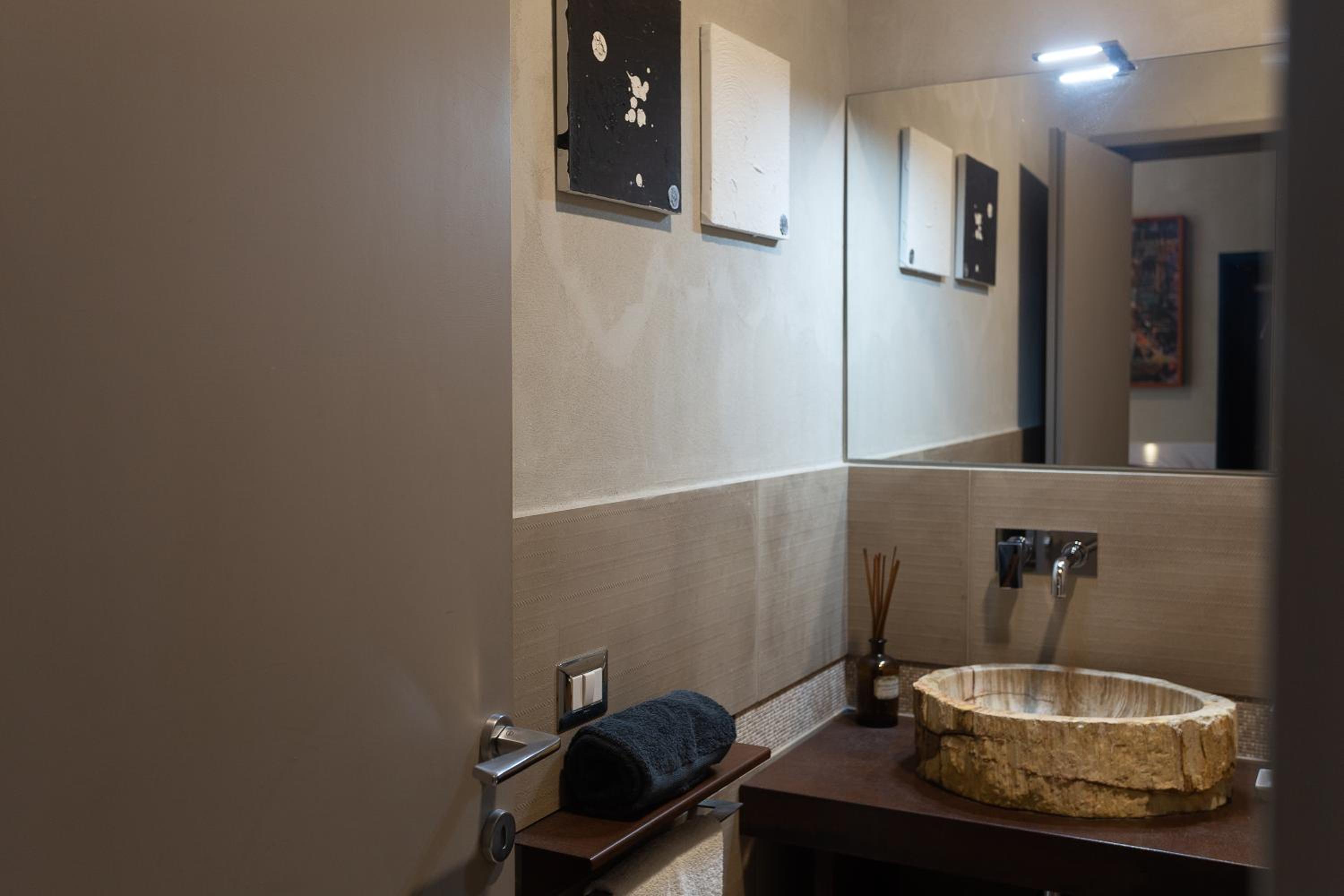 Double Room - Photo 4