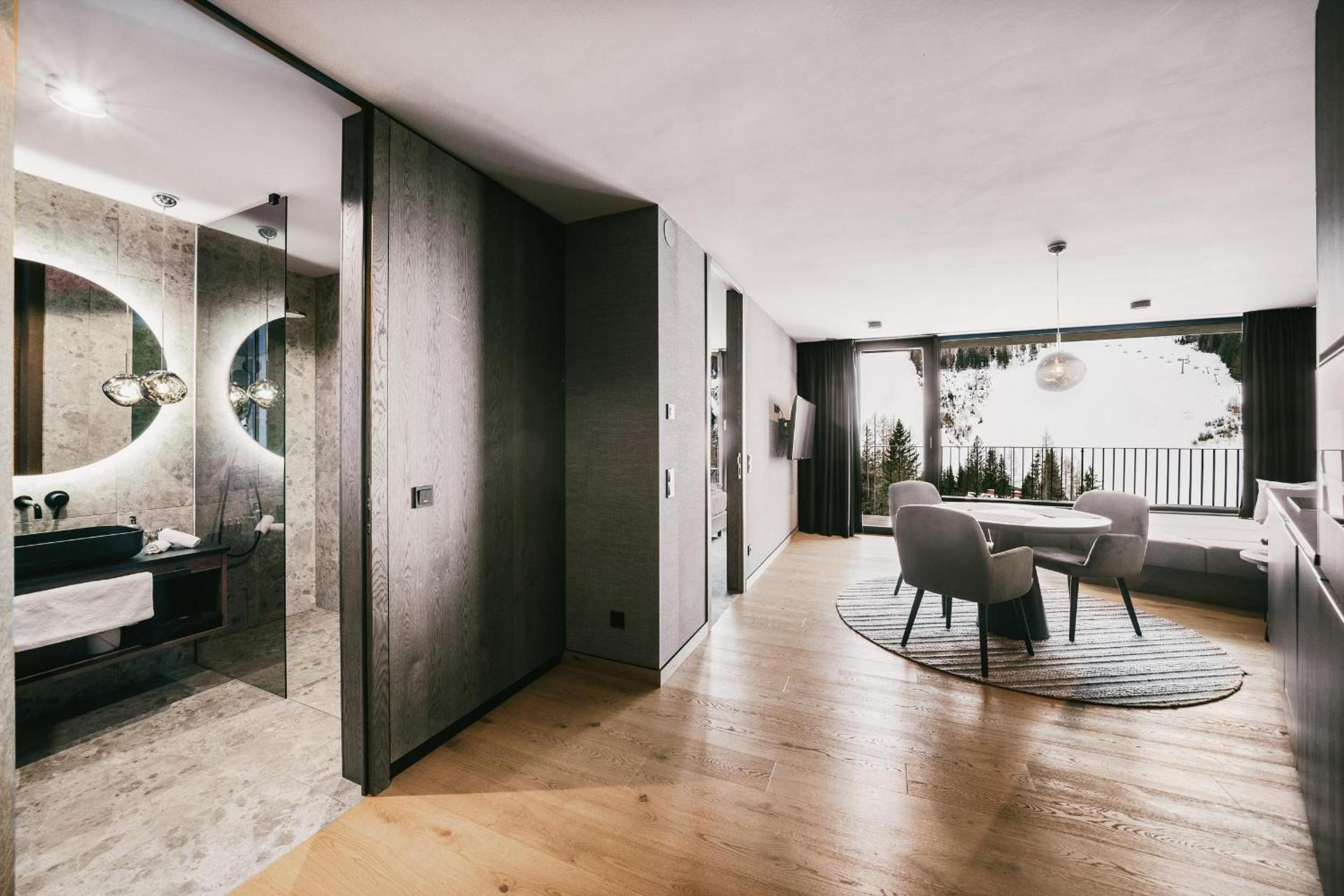 Superior Suite
