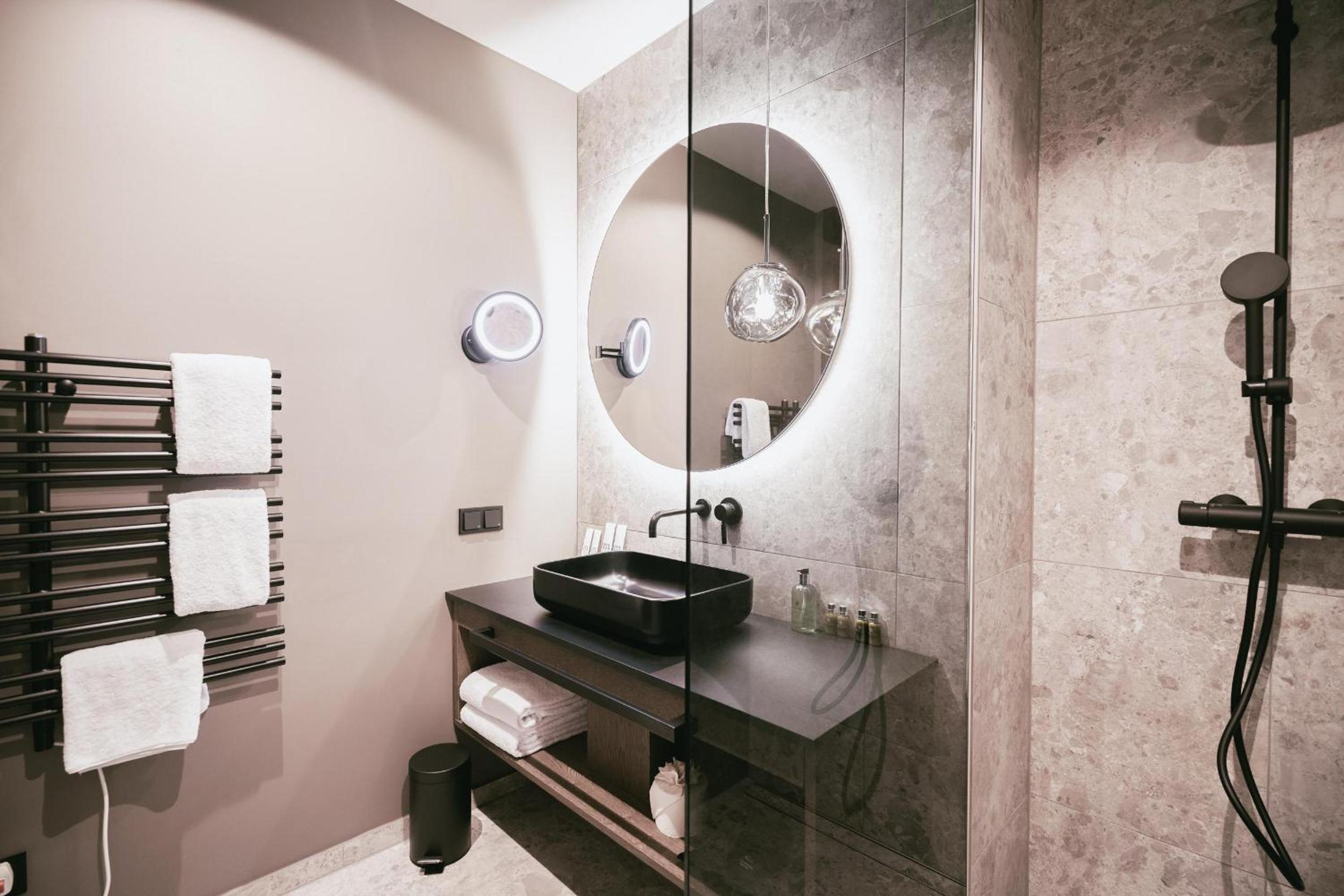 Two-Bedroom Suite photo 2