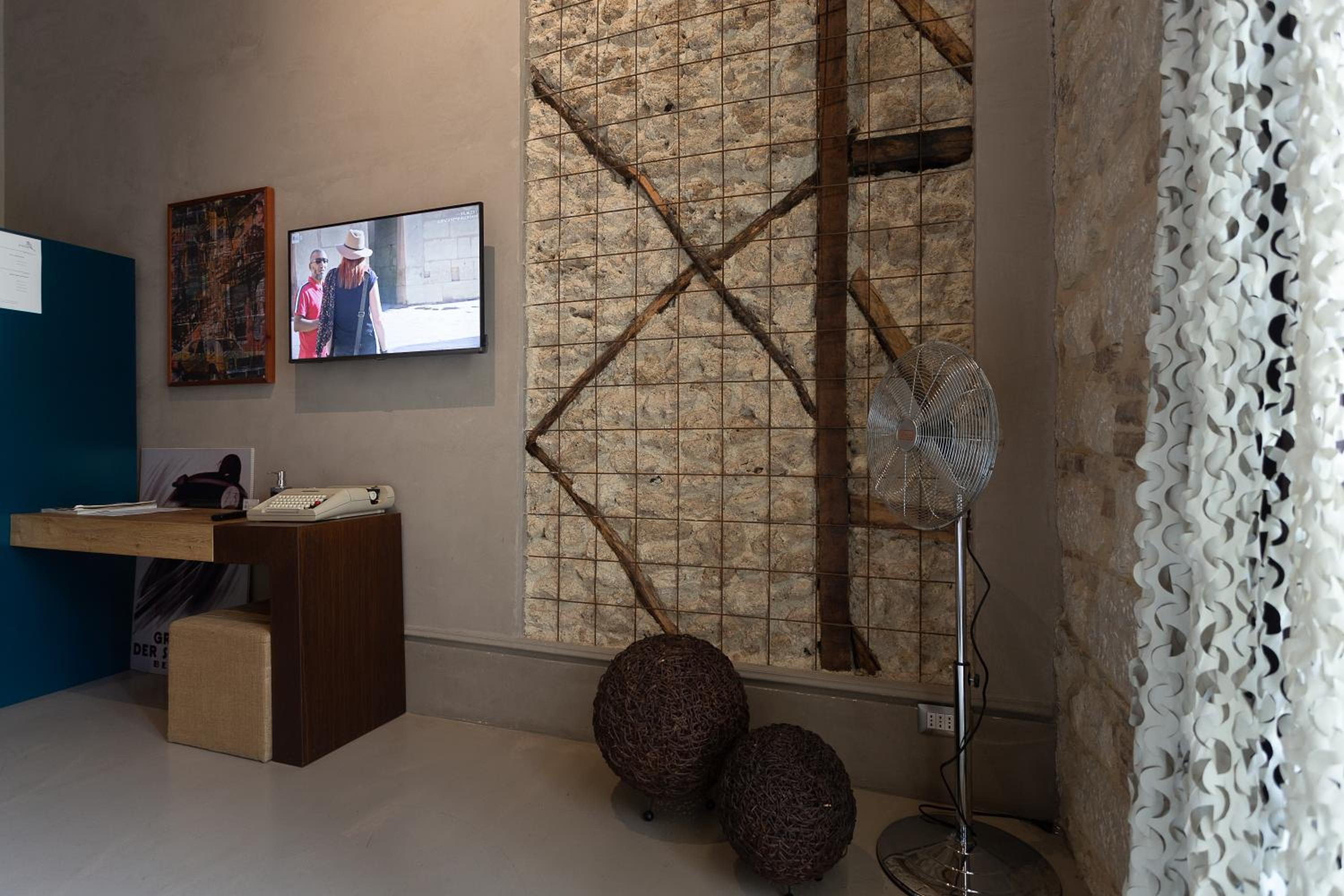 Double Room - Photo 24