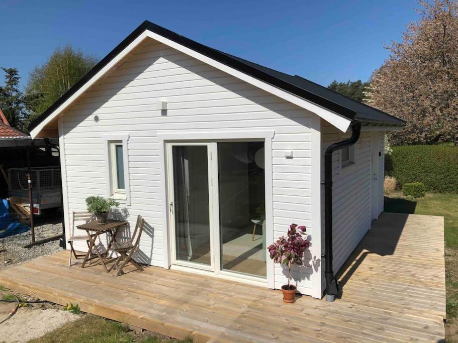 One-Bedroom House photo 1