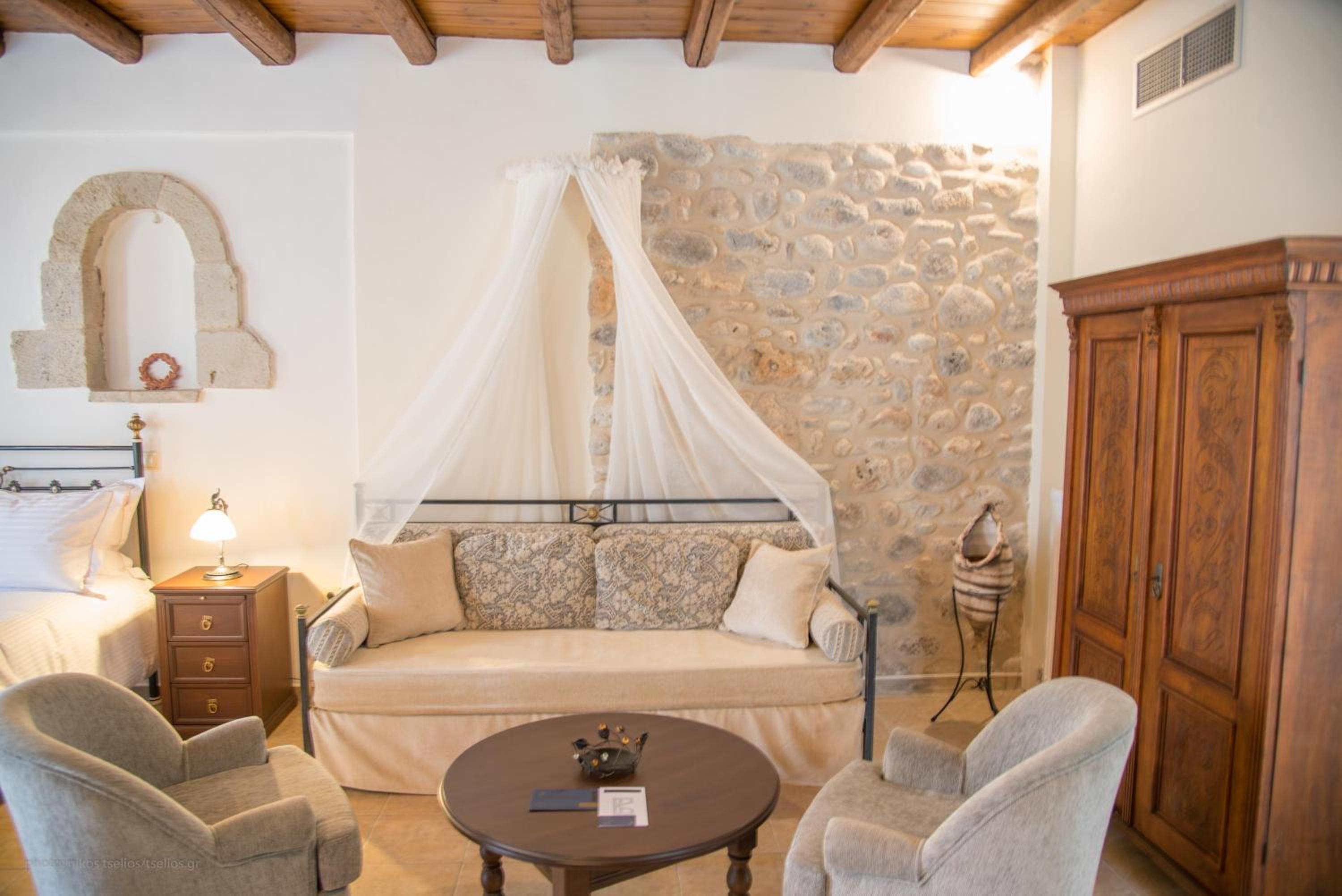 Family Suite with Sea View - Photo 6