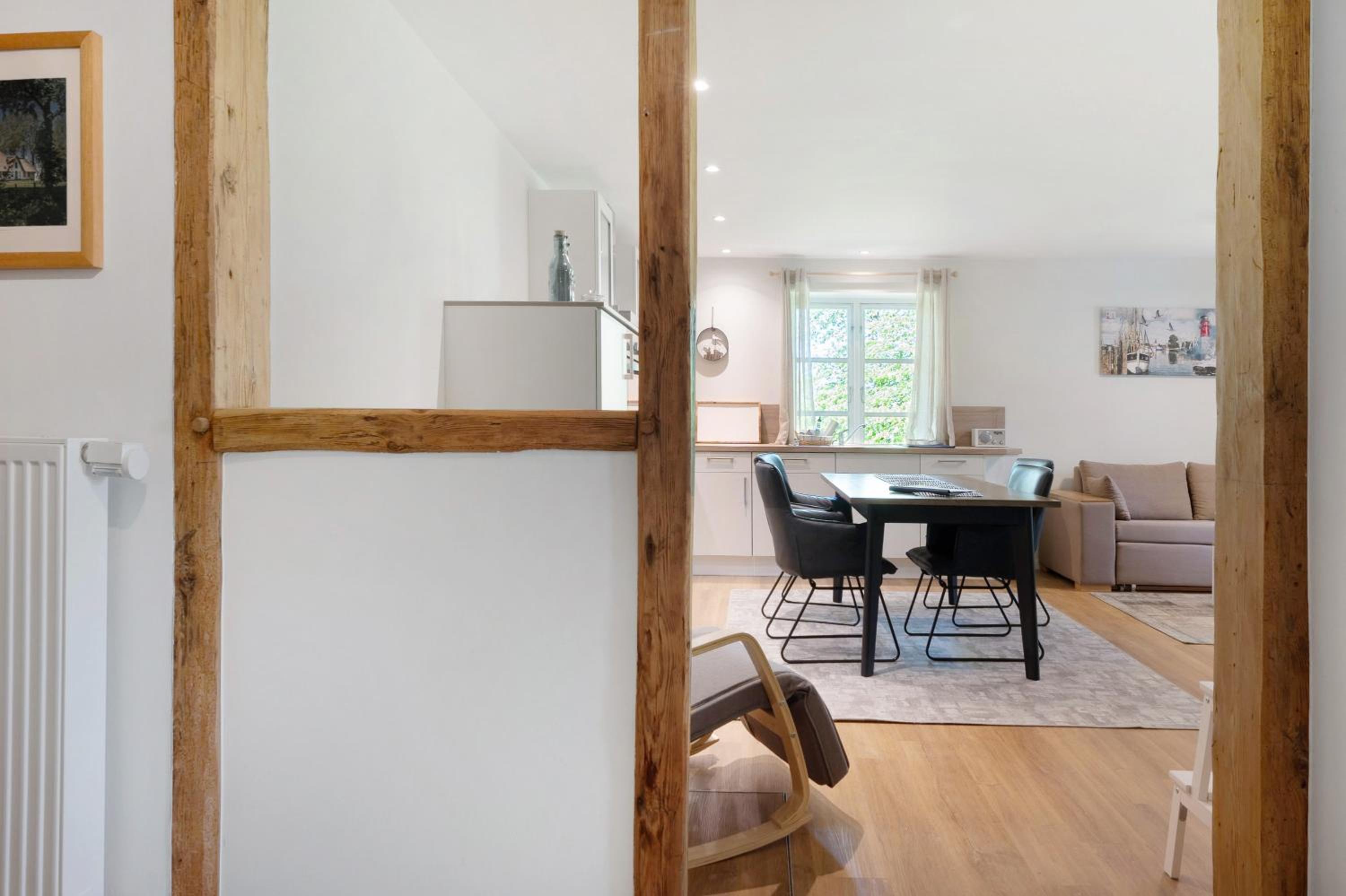 One-Bedroom Apartment with Garden photo 3