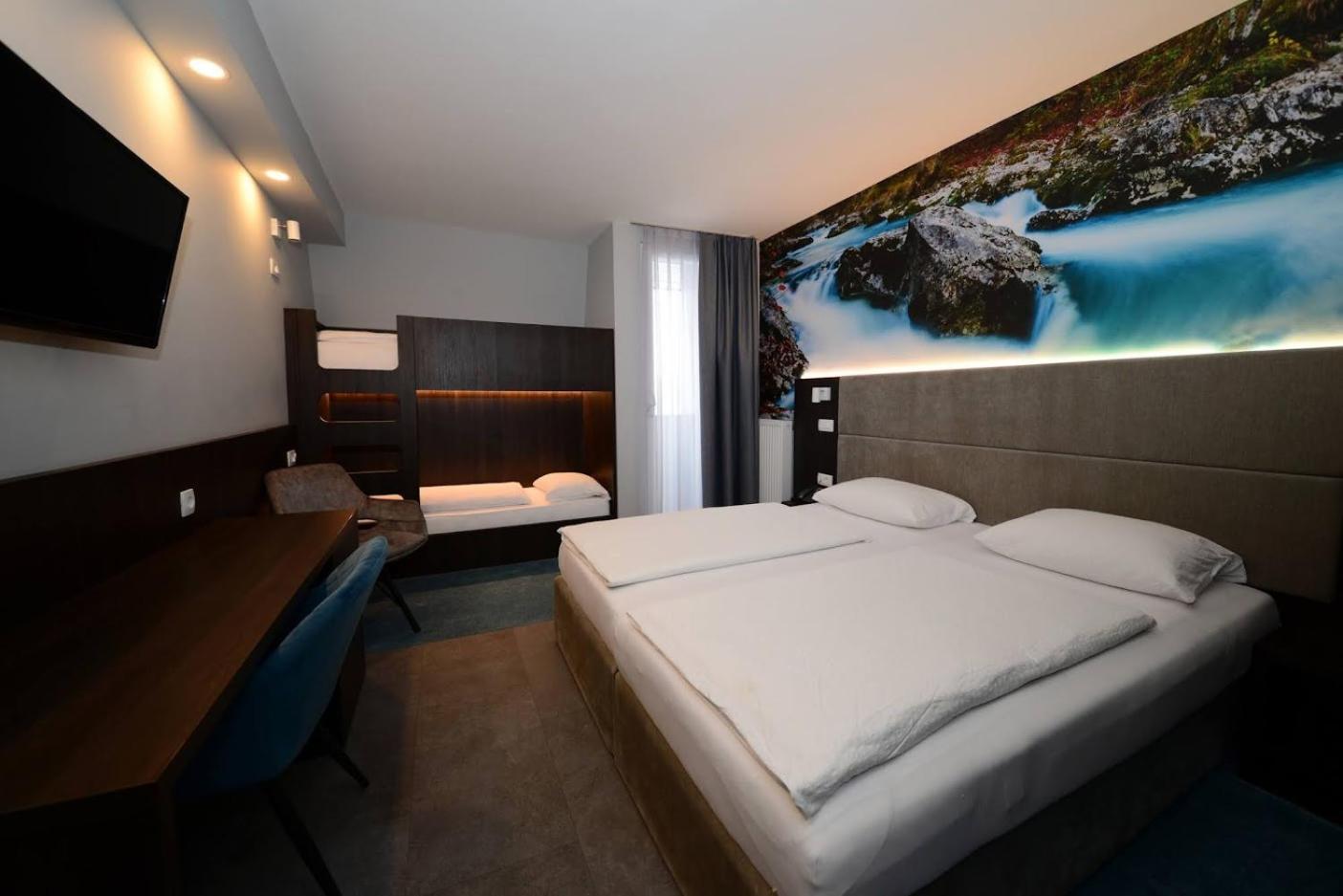 Quadruple Room with Bunk Bed