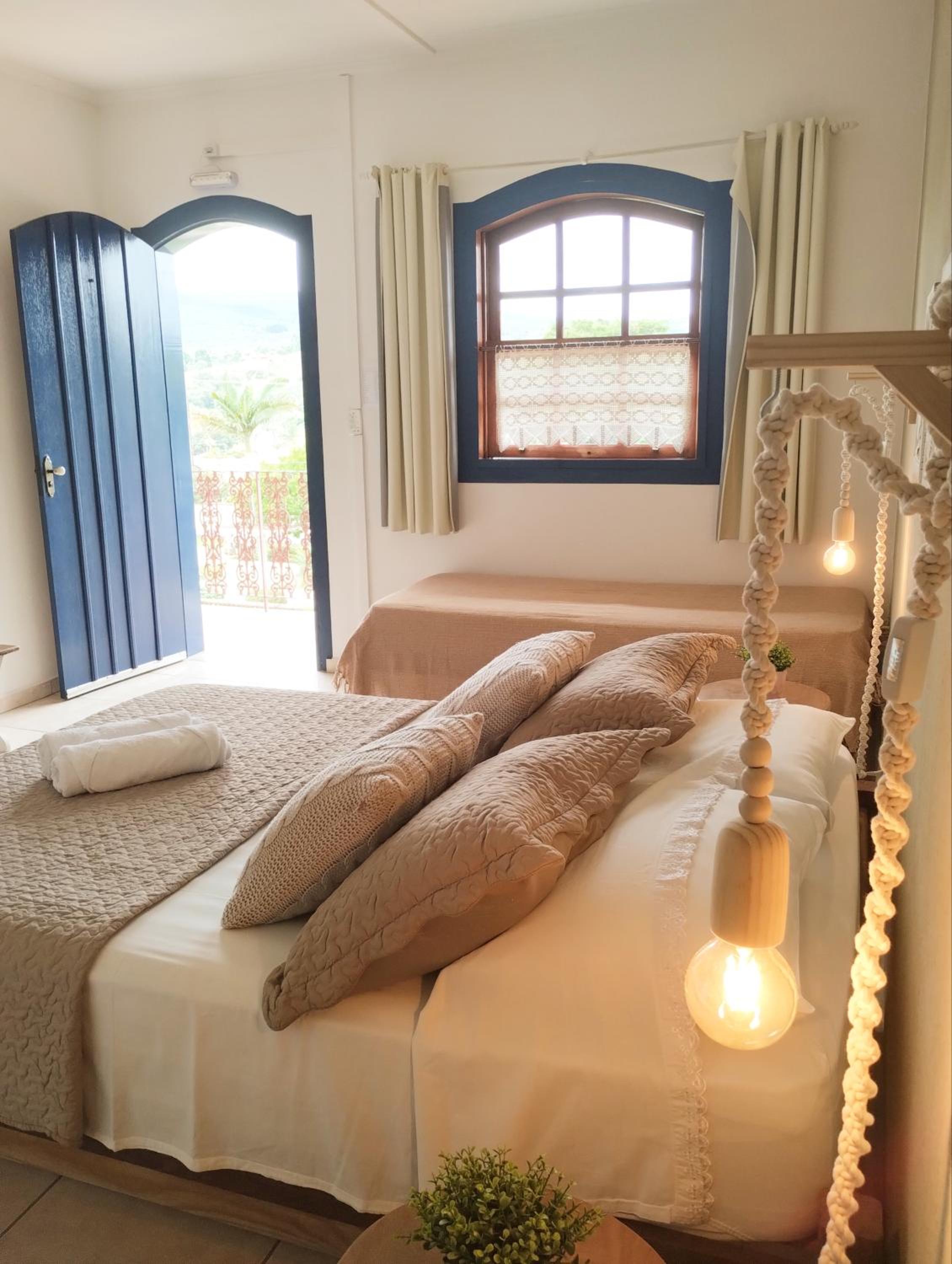 Standard Quadruple Room - Photo 8