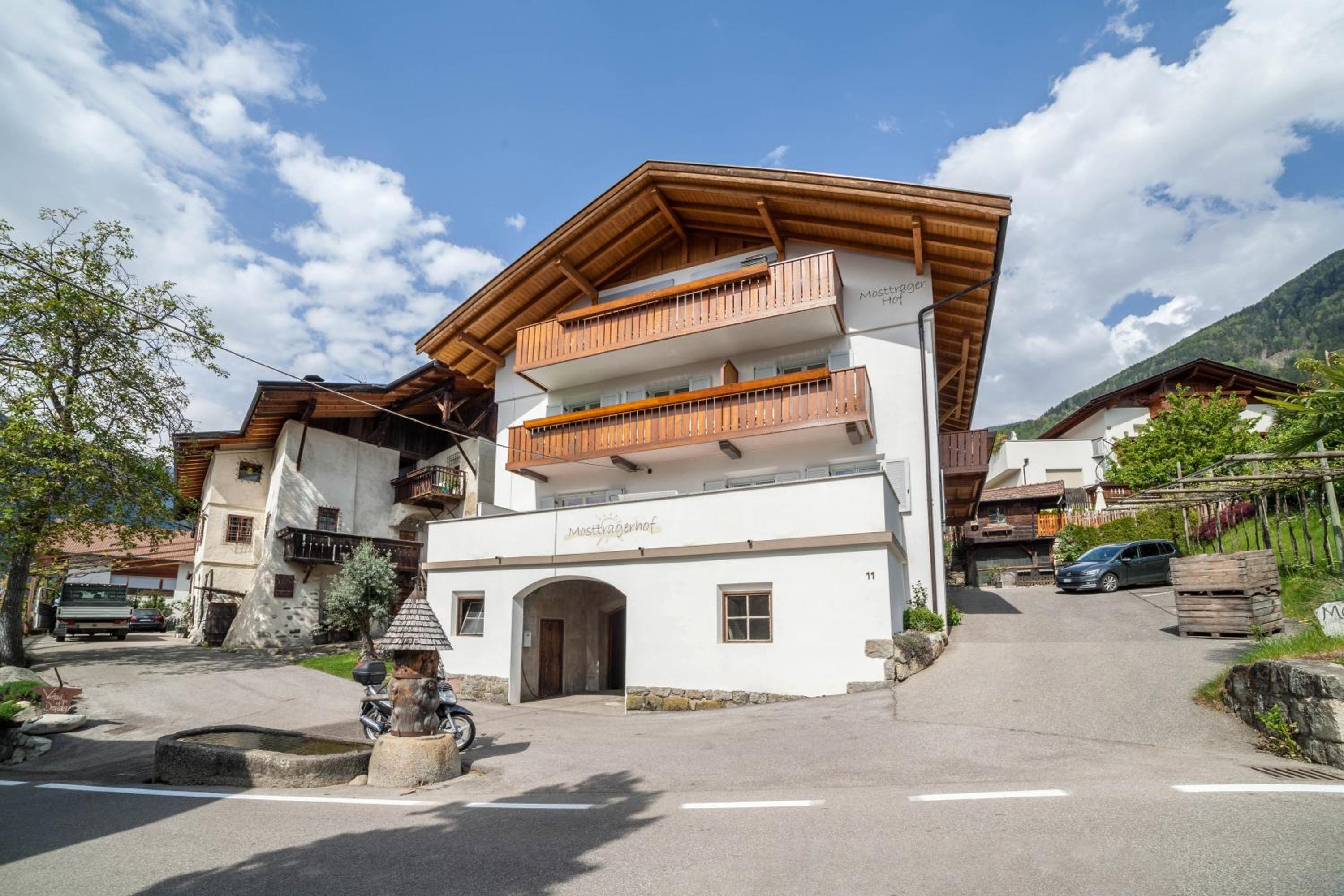 Superior One-Bedroom Apartment with Balcony photo 2