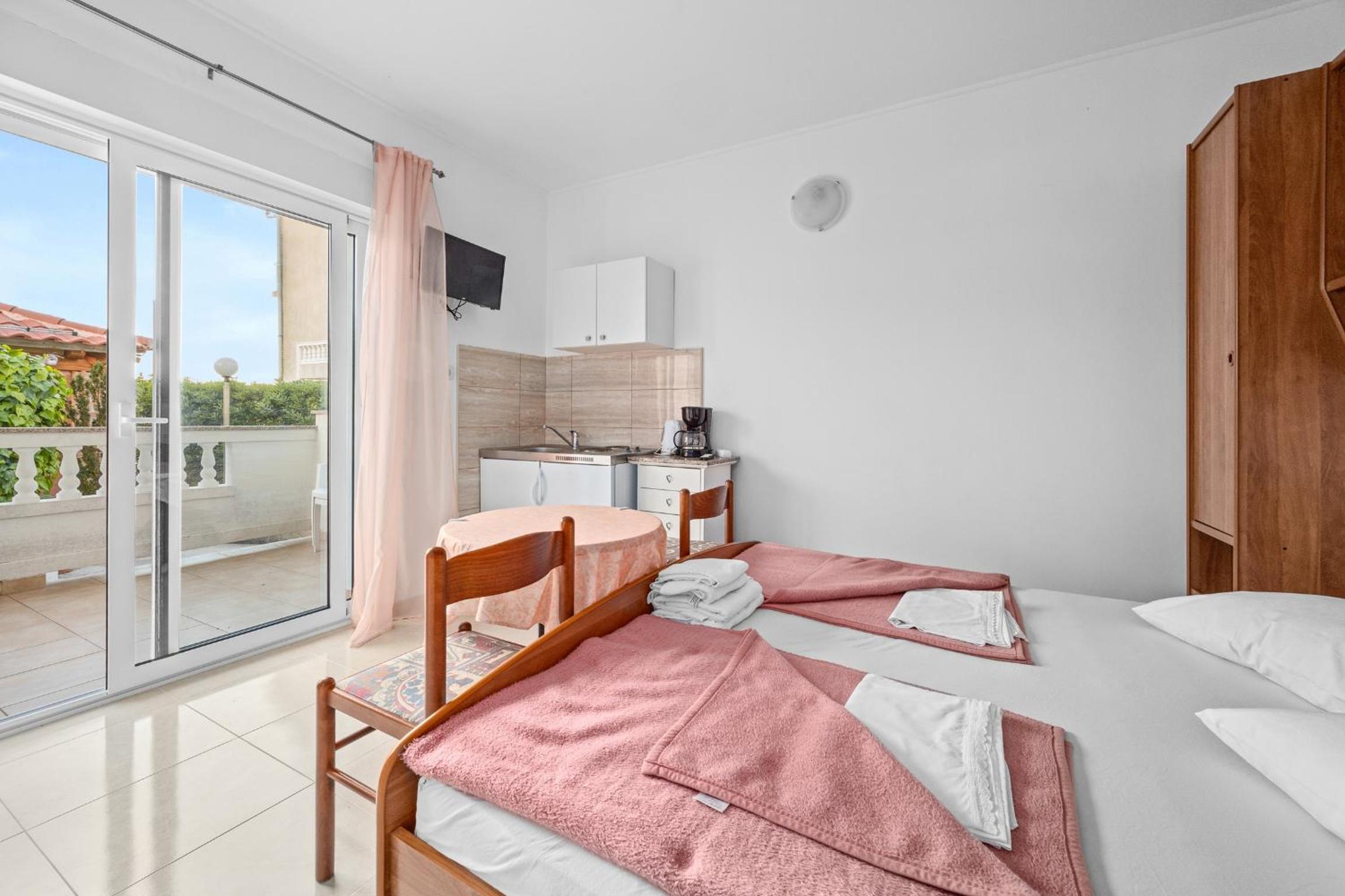 Studio Apartment with Sea View photo 1
