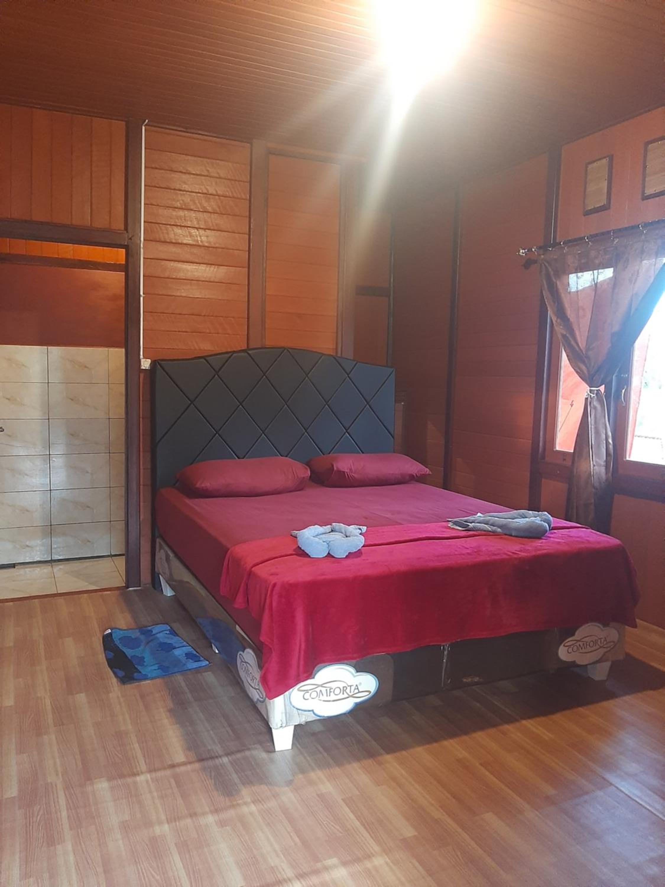 Twin Room with Private Bathroom
