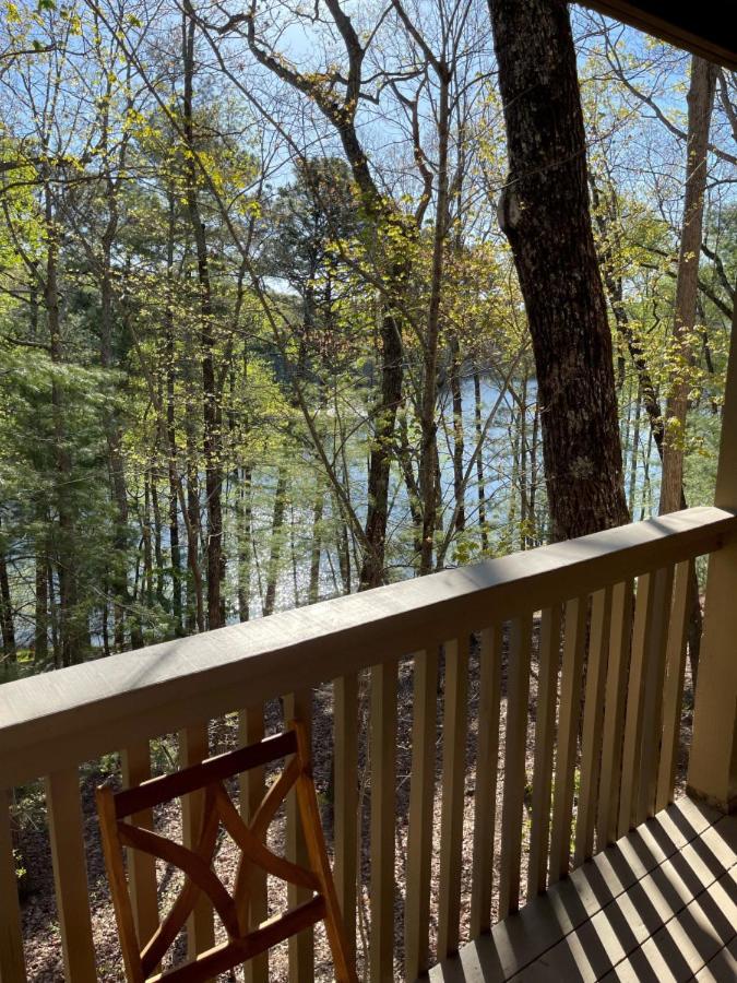 Family Two-Bedroom Apartment With View photo 3
